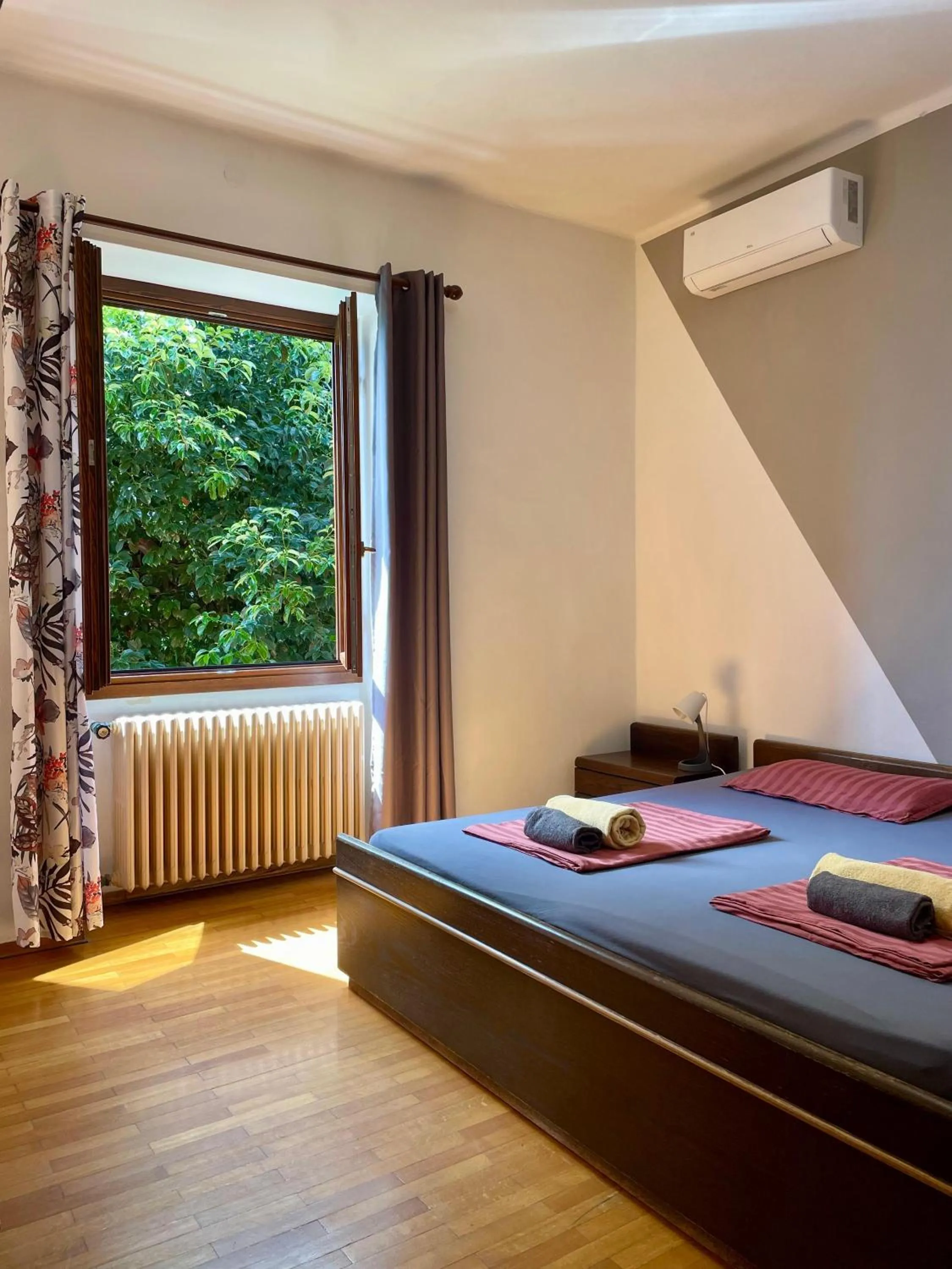 Bedroom, Bed in Villa Angelina