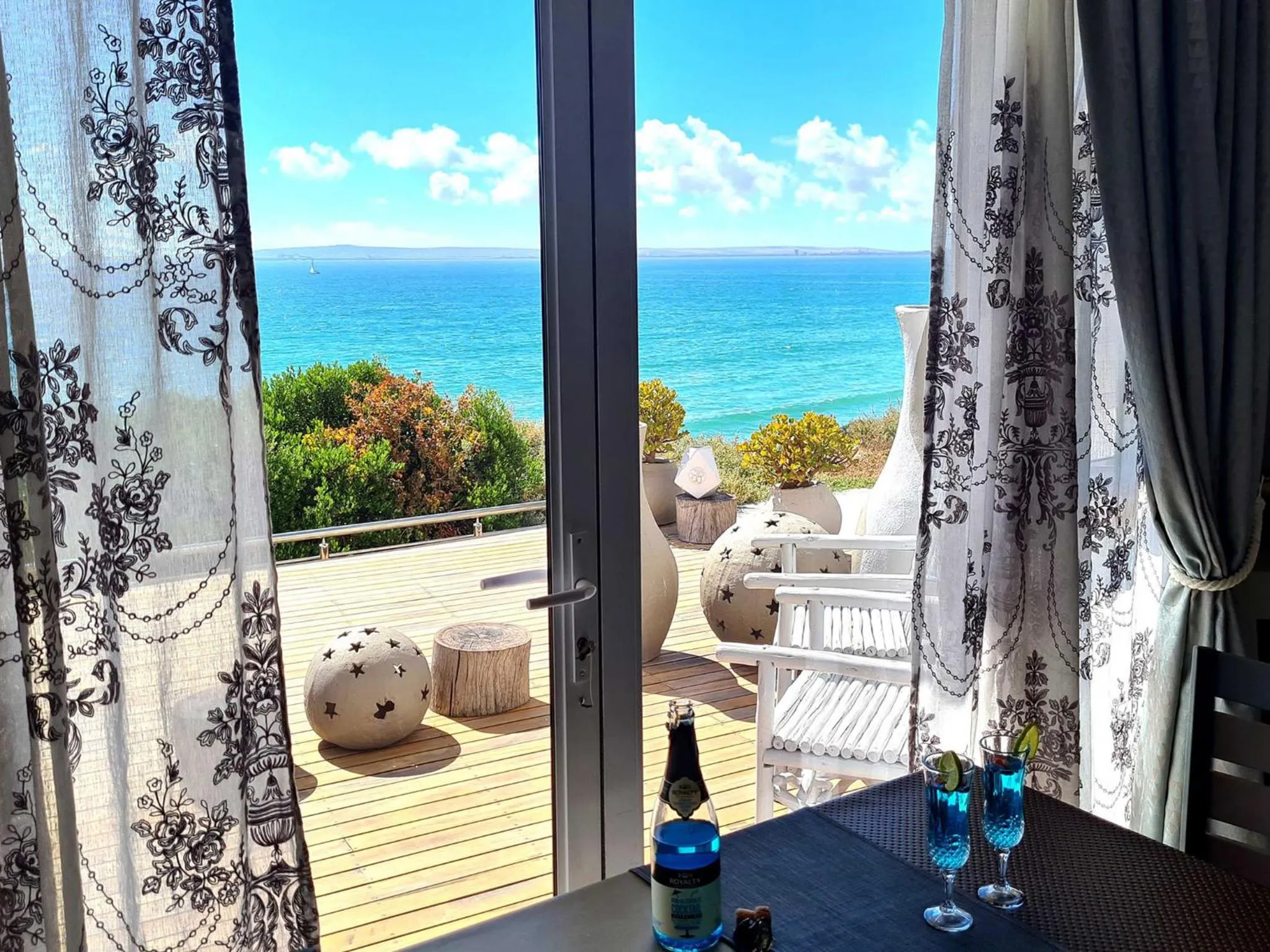 Food in Crystal Lagoon Lodge