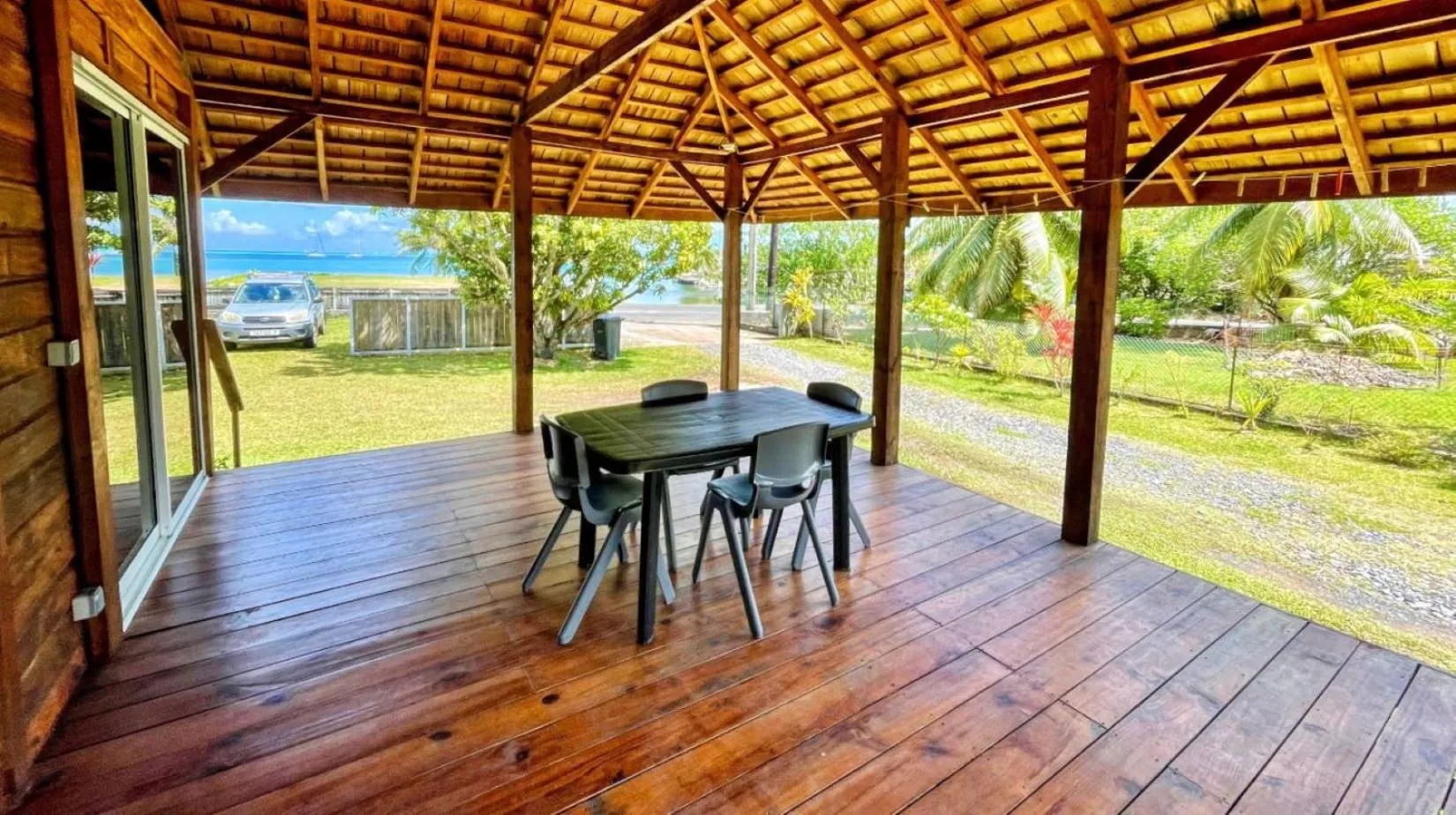 Balcony/Terrace in RAIATEA - Orion Hoe Bungalow