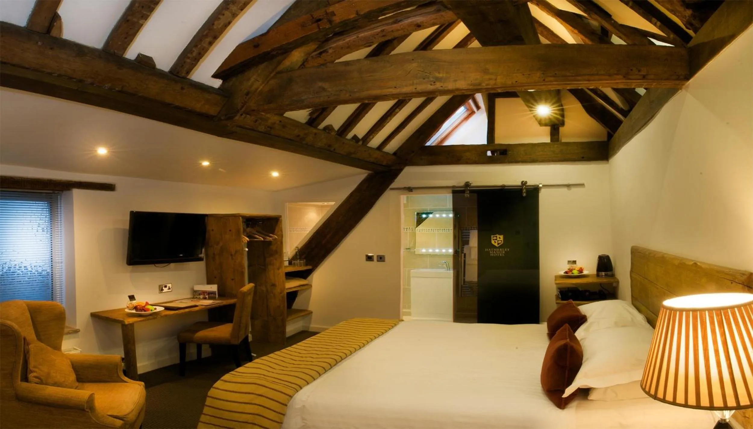 Shower in Hatherley Manor Hotel & Spa