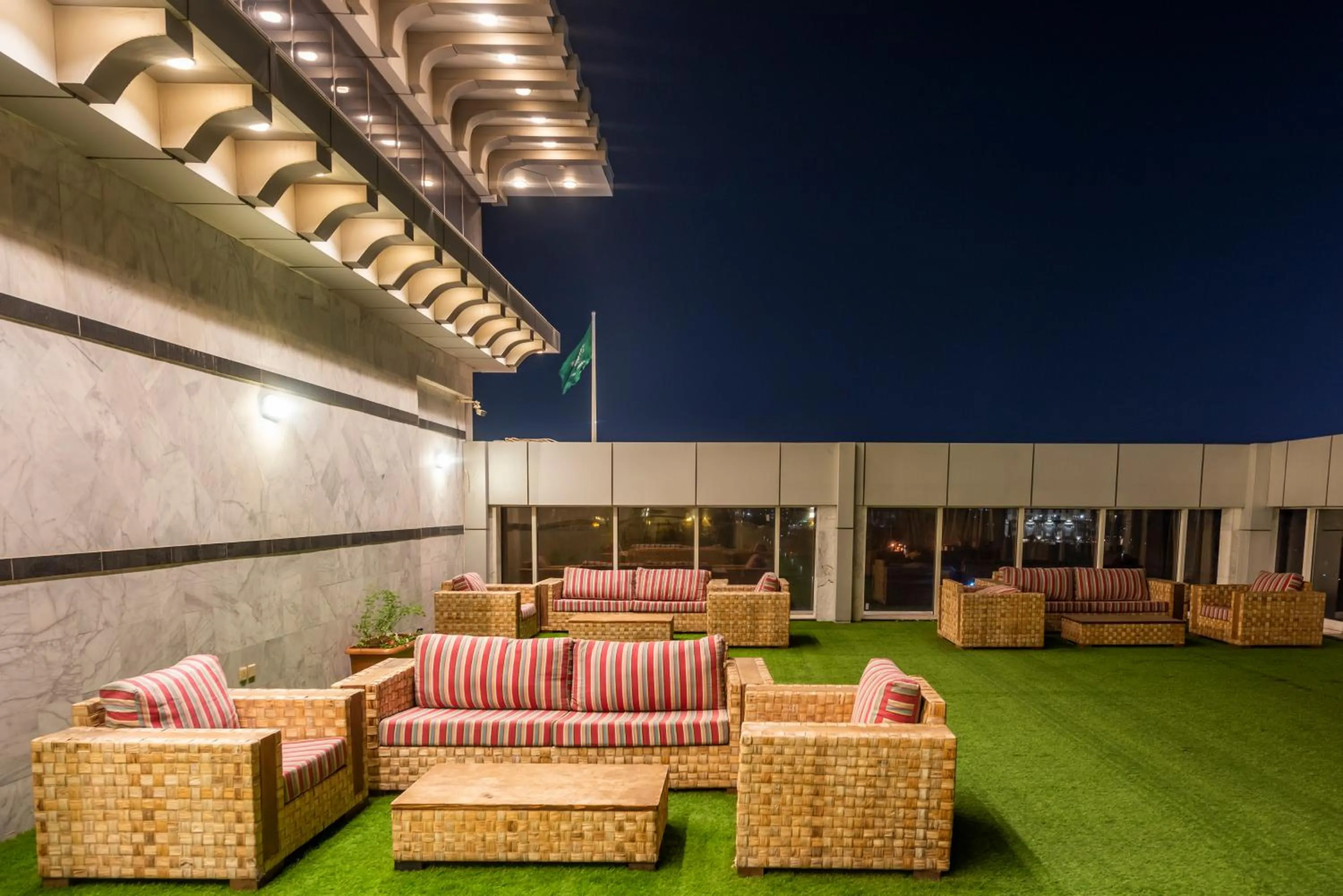 Patio in Paradise Inn Jeddah Hotel