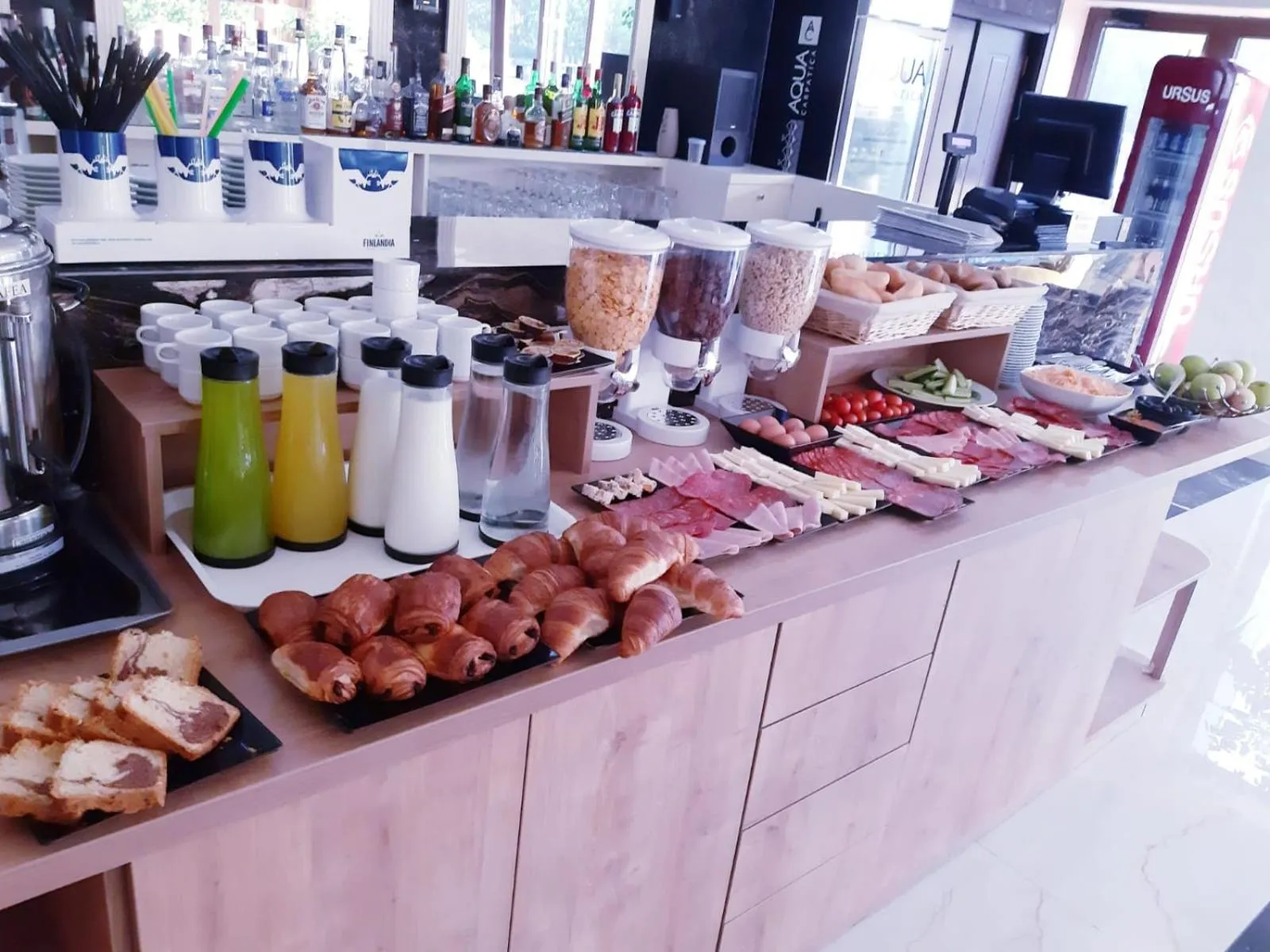 Breakfast in Hotel Nevada