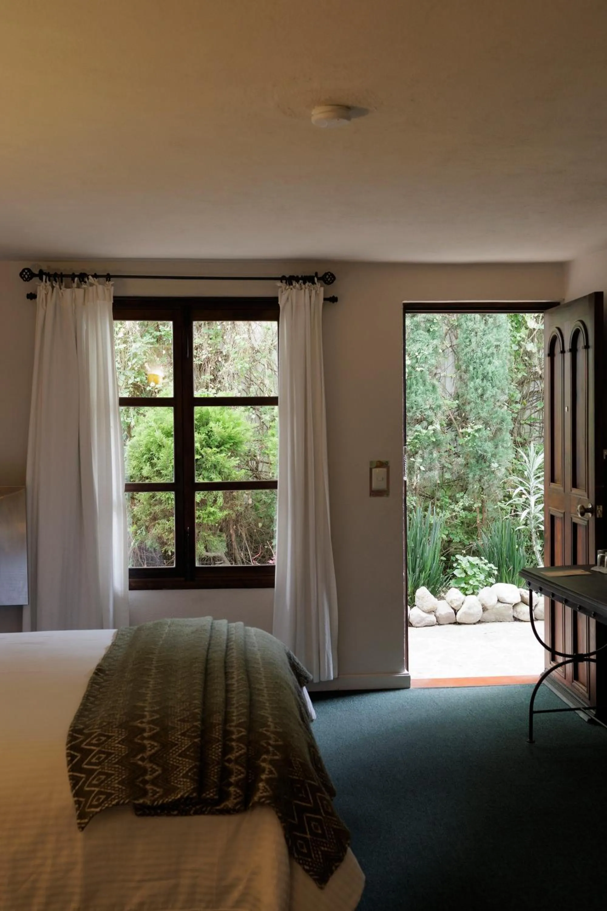 Garden view, Bed in Posada Real de Chiapas