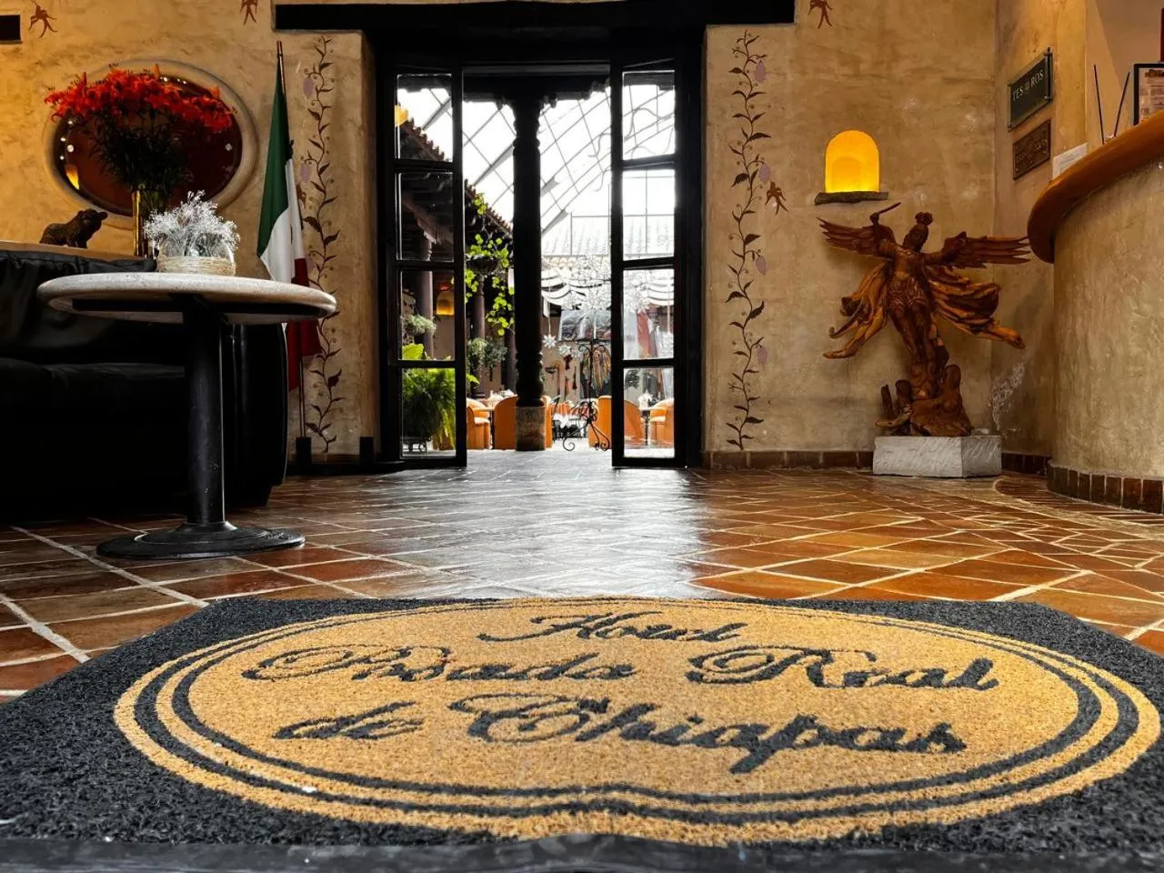 Lobby or reception in Posada Real de Chiapas