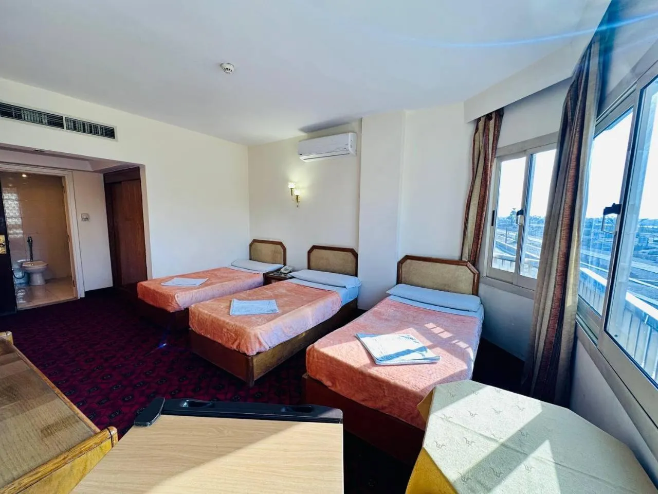 Bed in Queens Valley Hotel