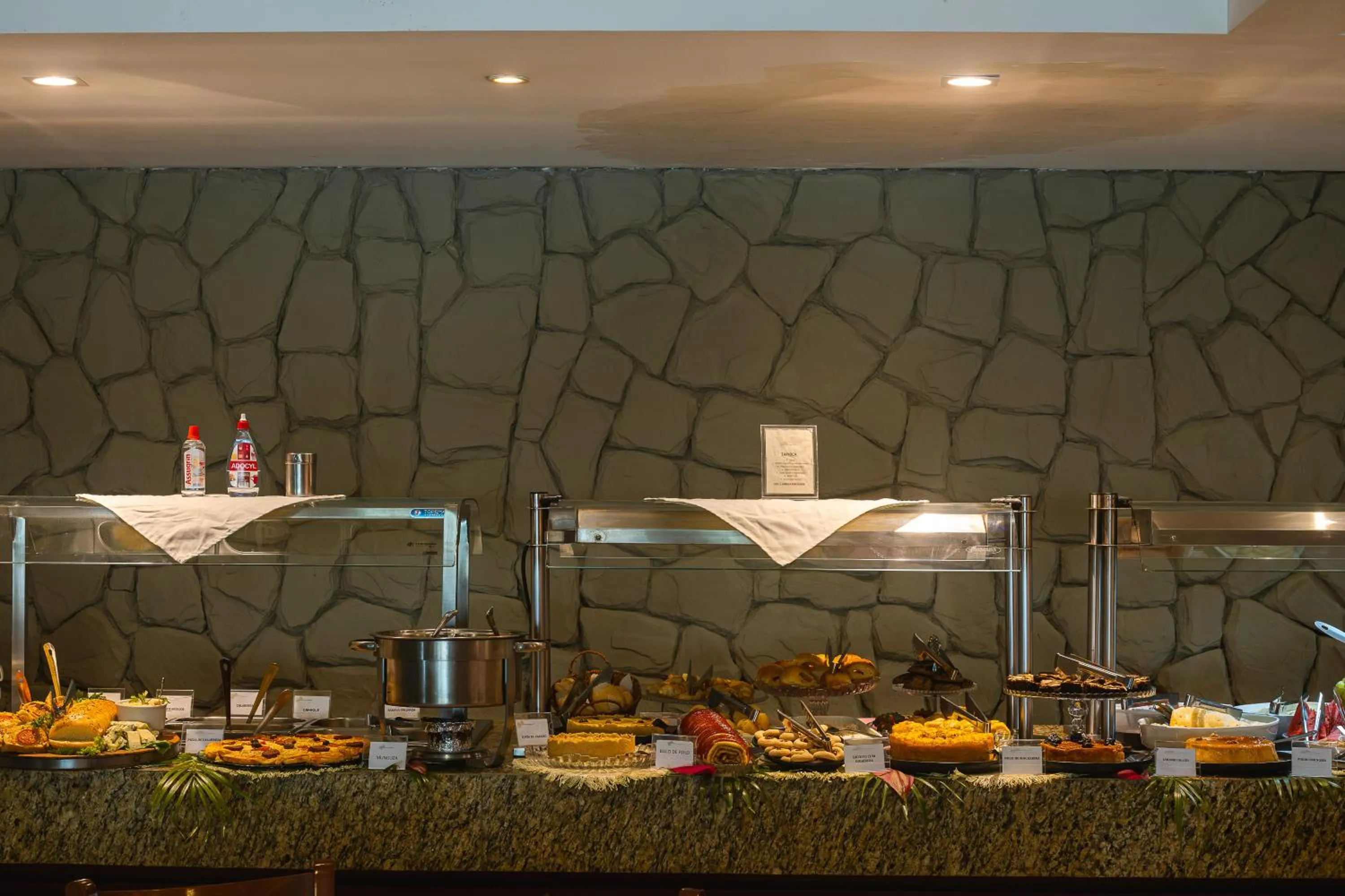 Buffet breakfast in Baía Branca Beach Resort