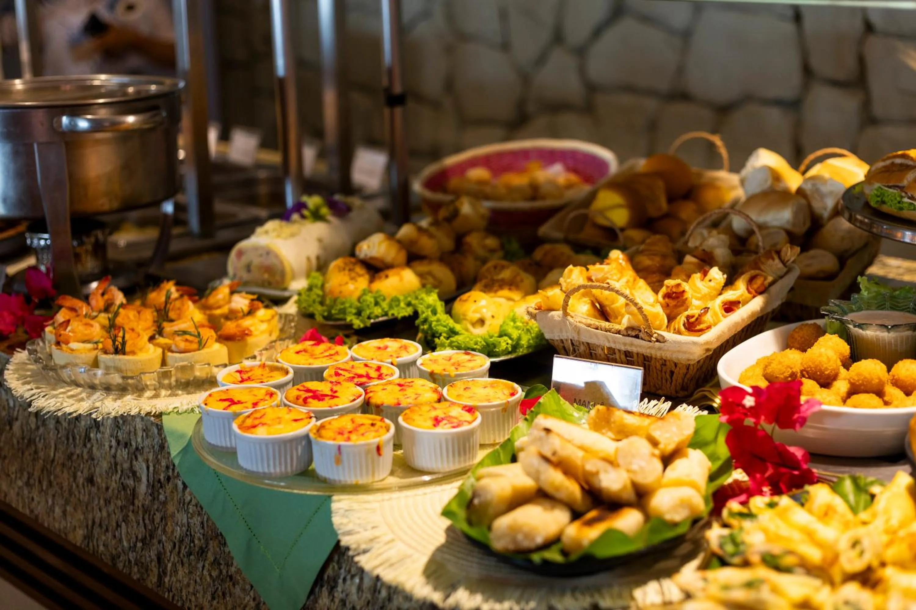 Buffet breakfast in Baía Branca Beach Resort