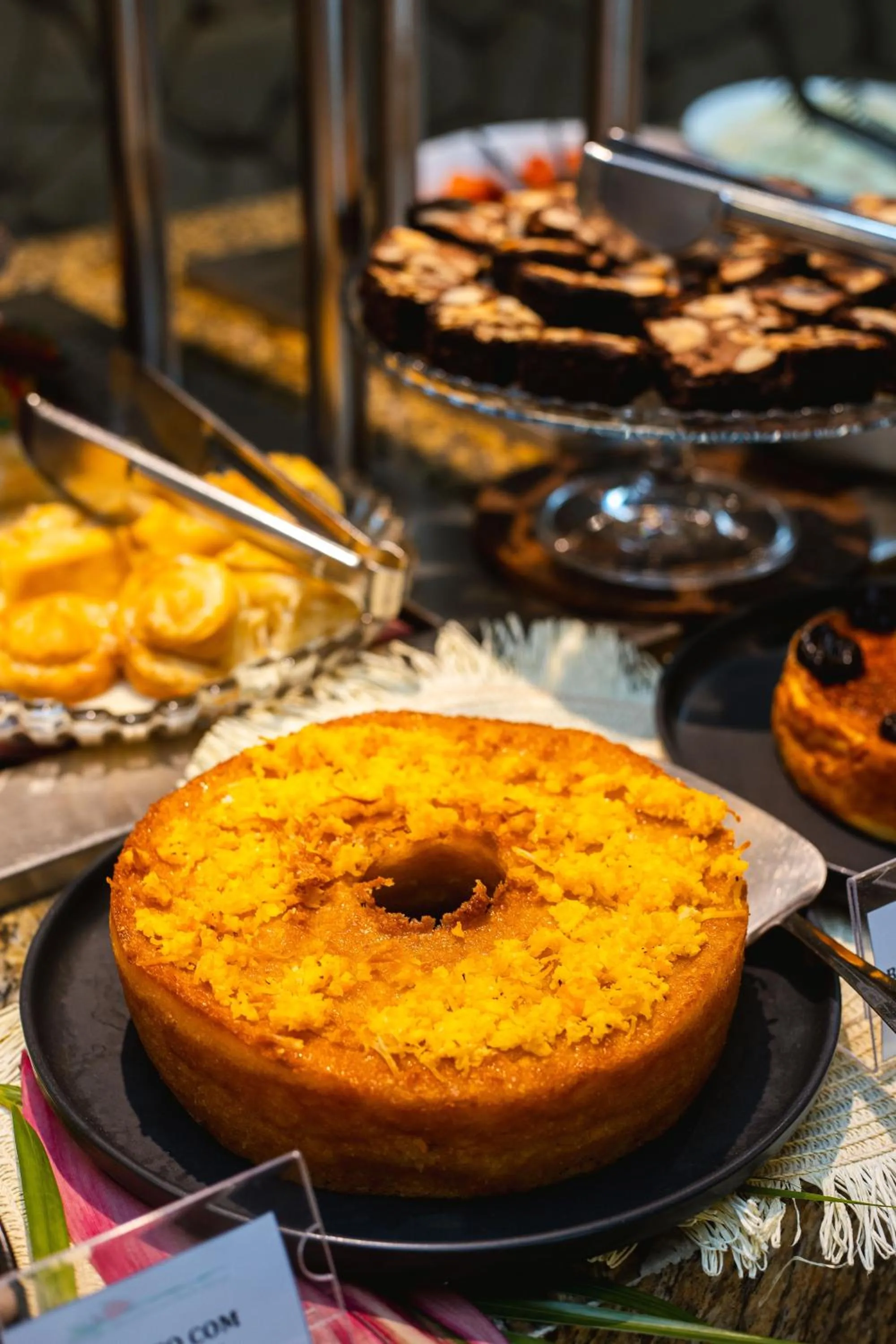 Buffet breakfast in Baía Branca Beach Resort