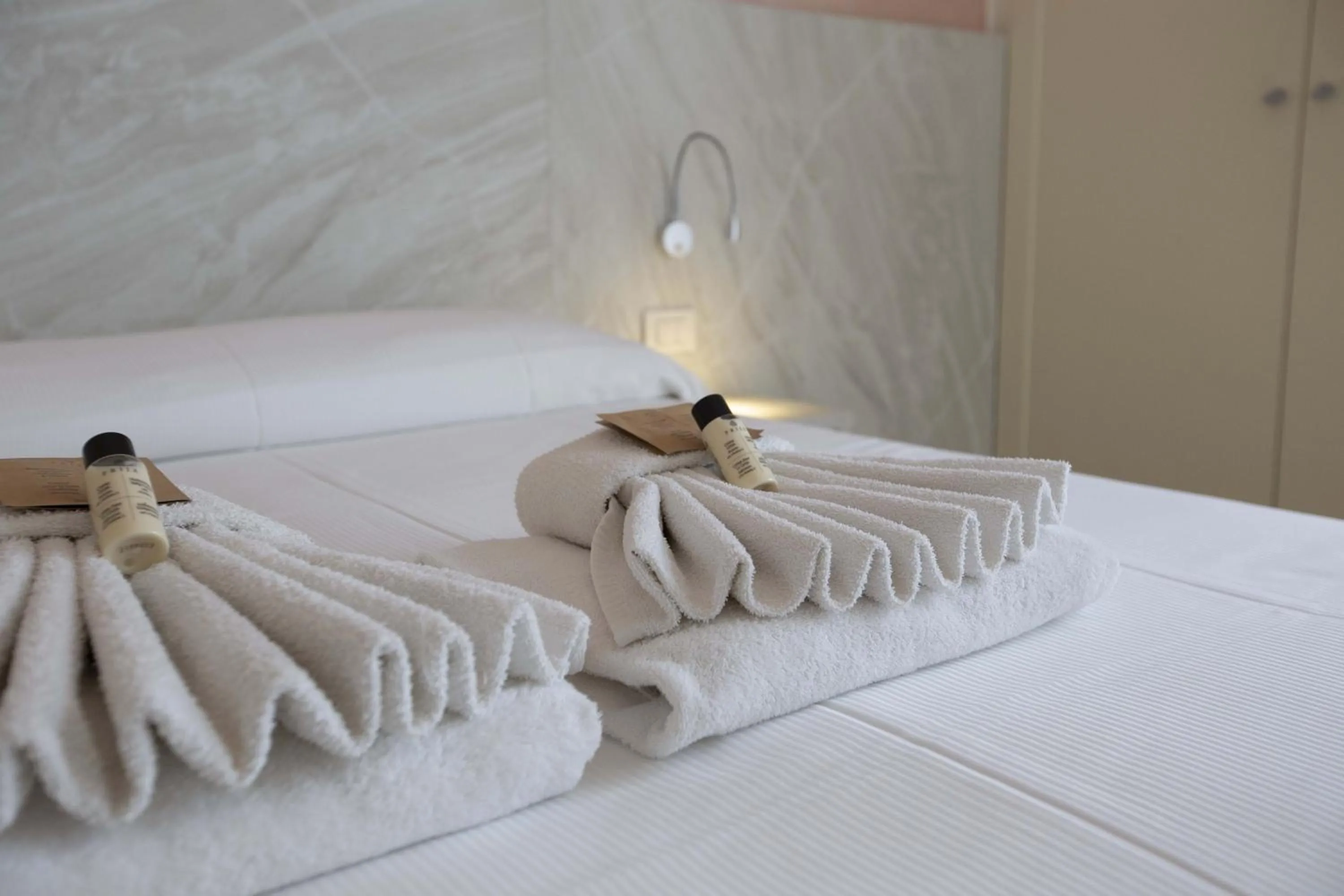 Bed in Hotel Confort