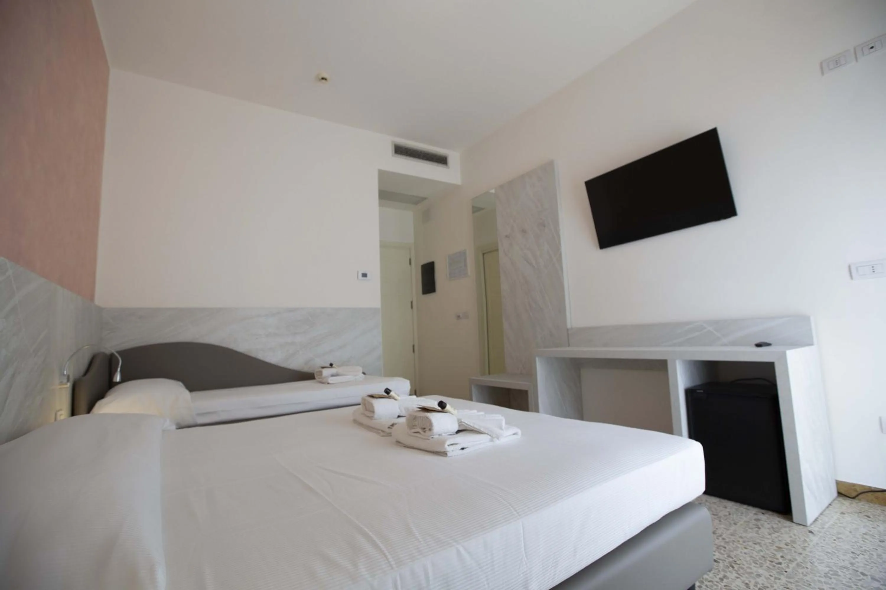 Bed in Hotel Confort