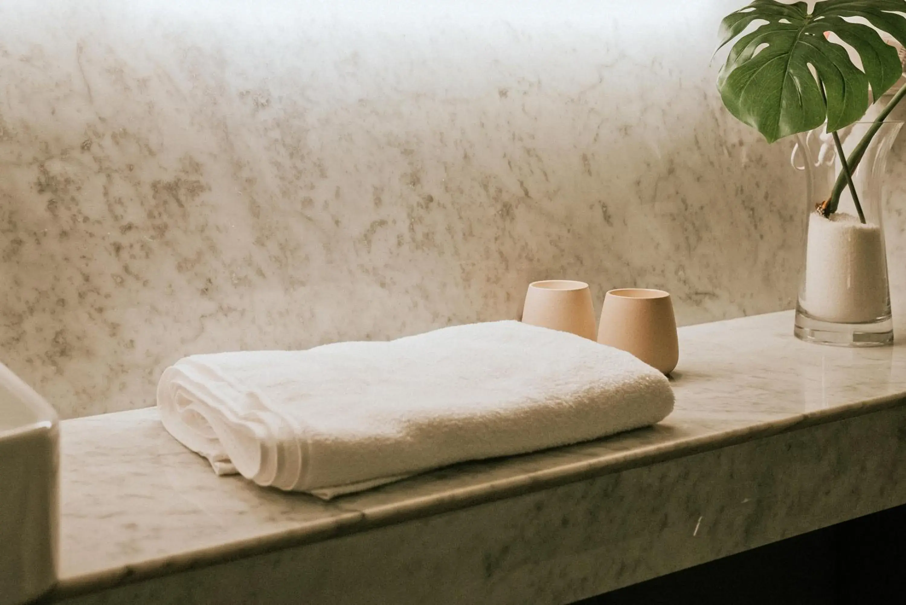 Deluxe King Suite in Howard Johnson Plaza La Ribera Deluxe King Suite in Howard Johnson Plaza La Ribera