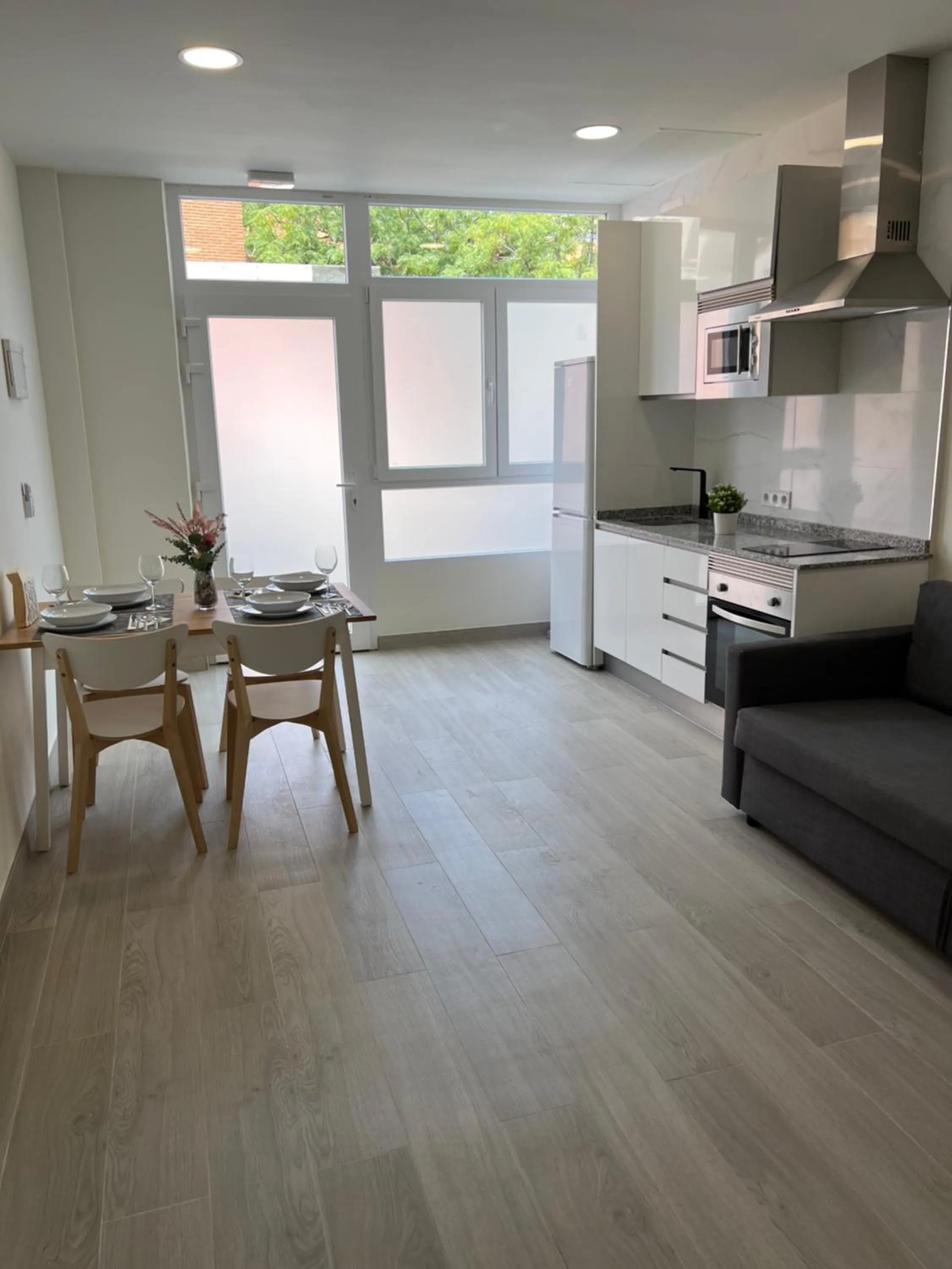 Kitchen or kitchenette in APARTAMENTO PLAYA Valencia