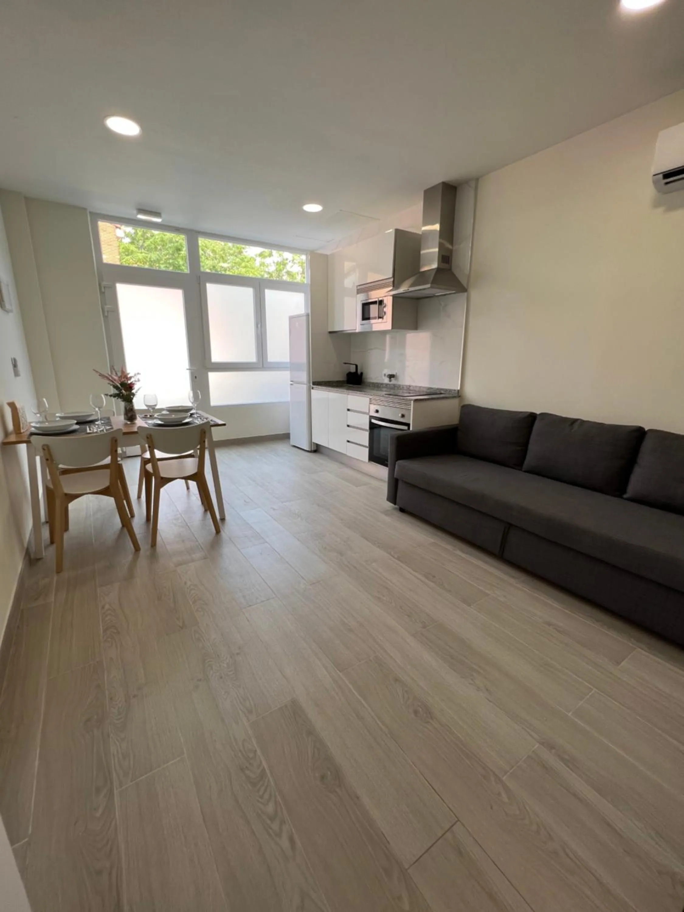 Seating area in APARTAMENTO PLAYA Valencia