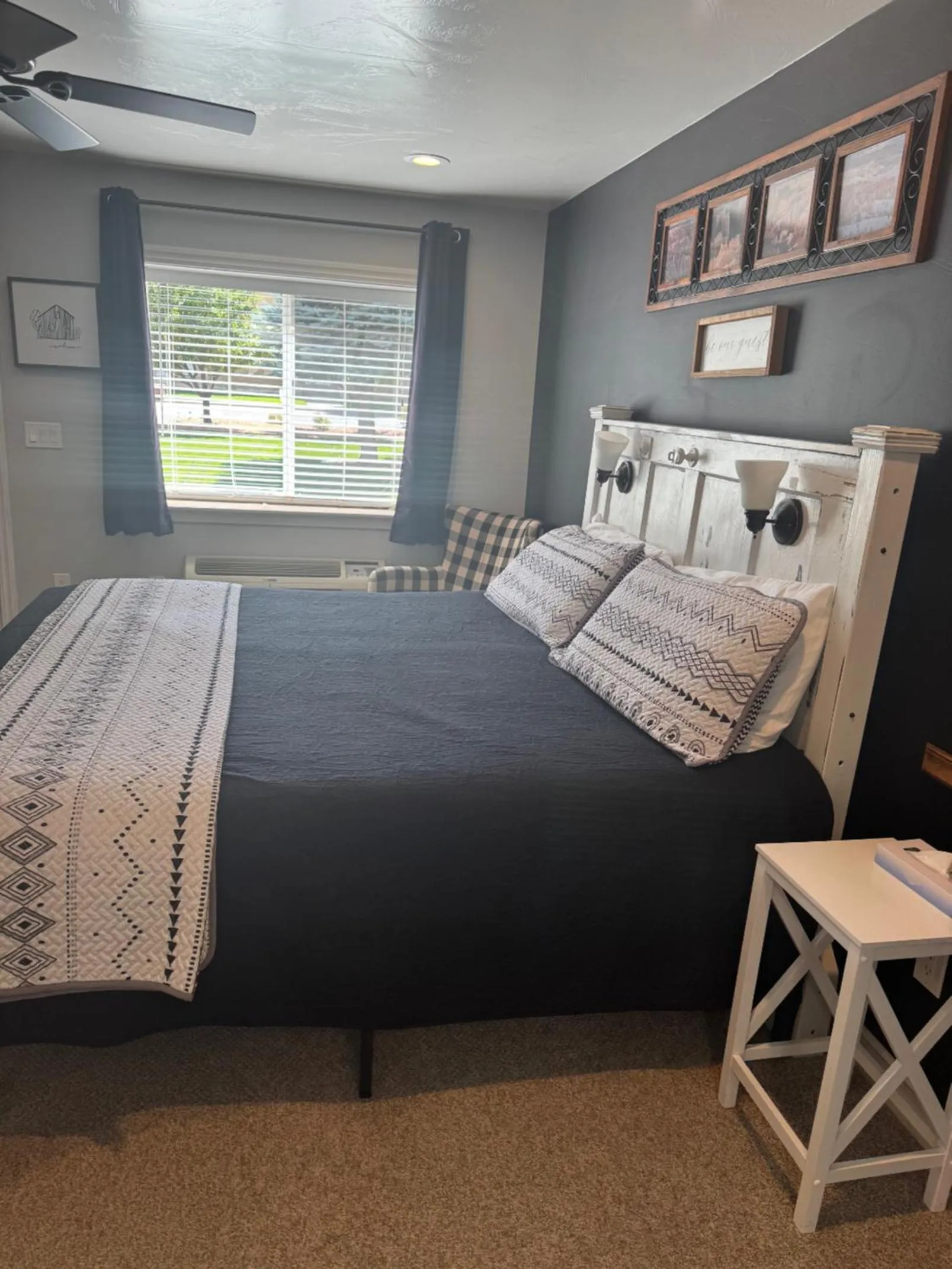 Photo of the whole room, Bed in The Panguitch House