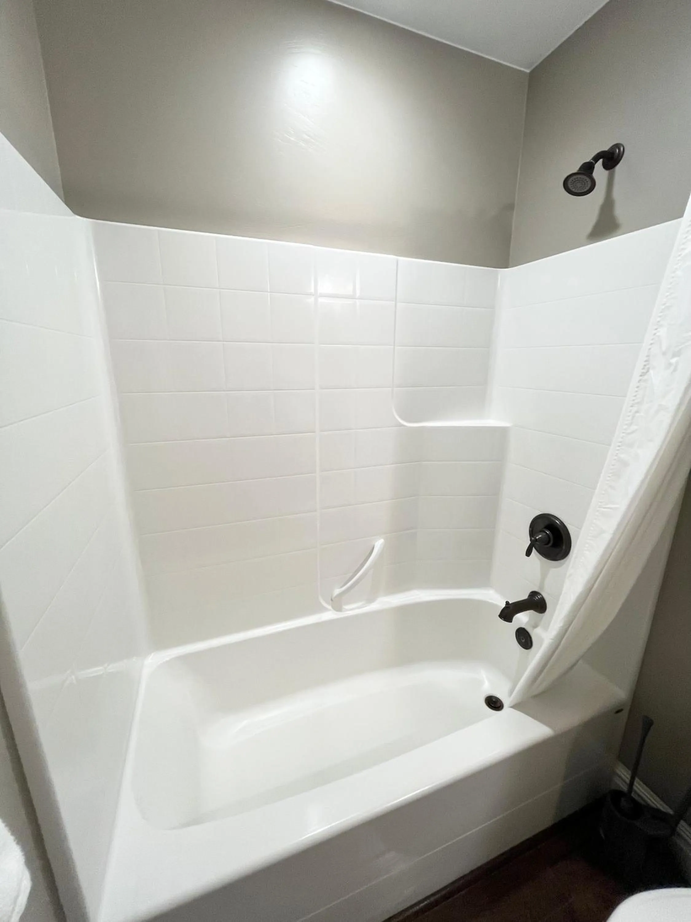 Bathroom in The Panguitch House