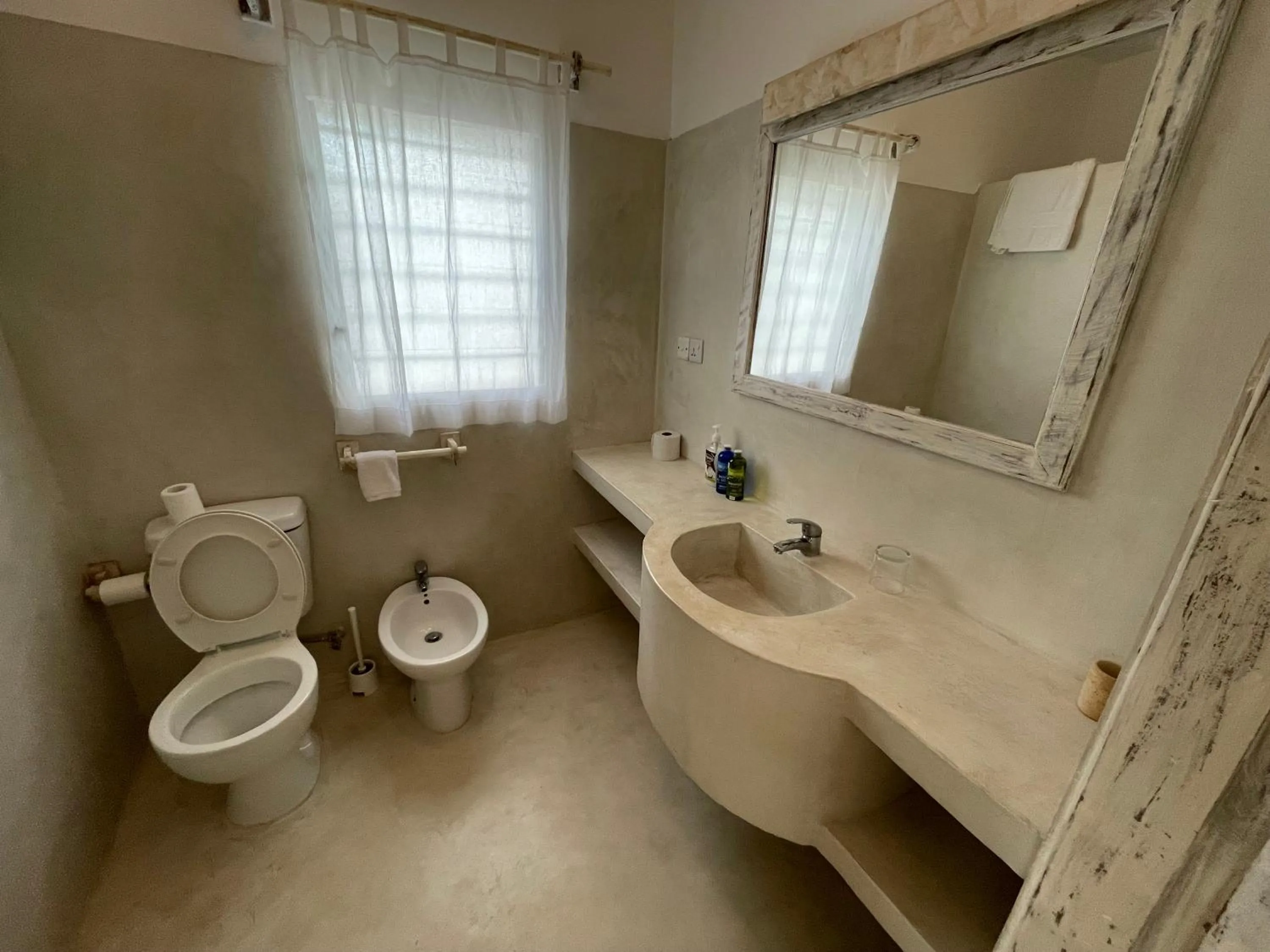 Toilet in Ascot Watamu Resort