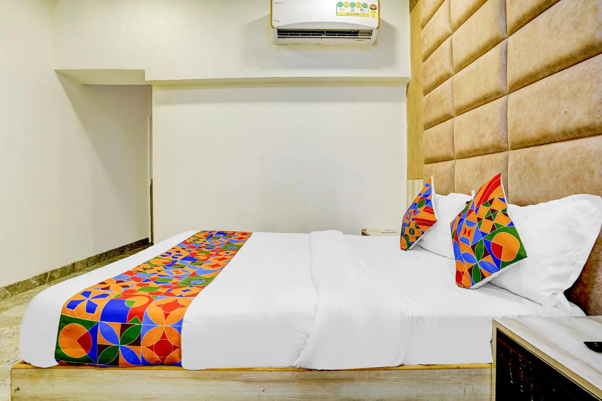 Bed in Via Sumit Palace