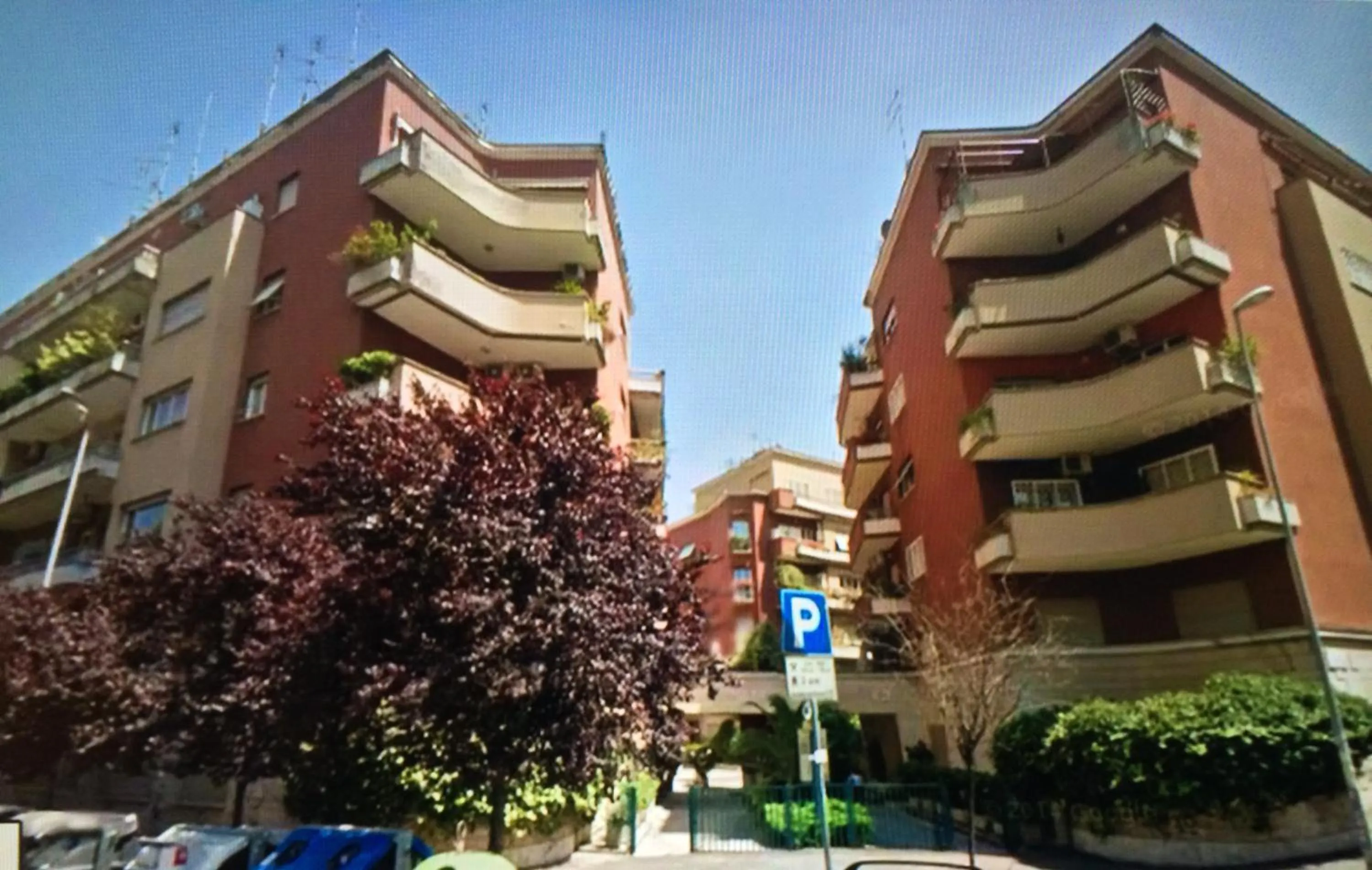 Facade/entrance in Arches Inn