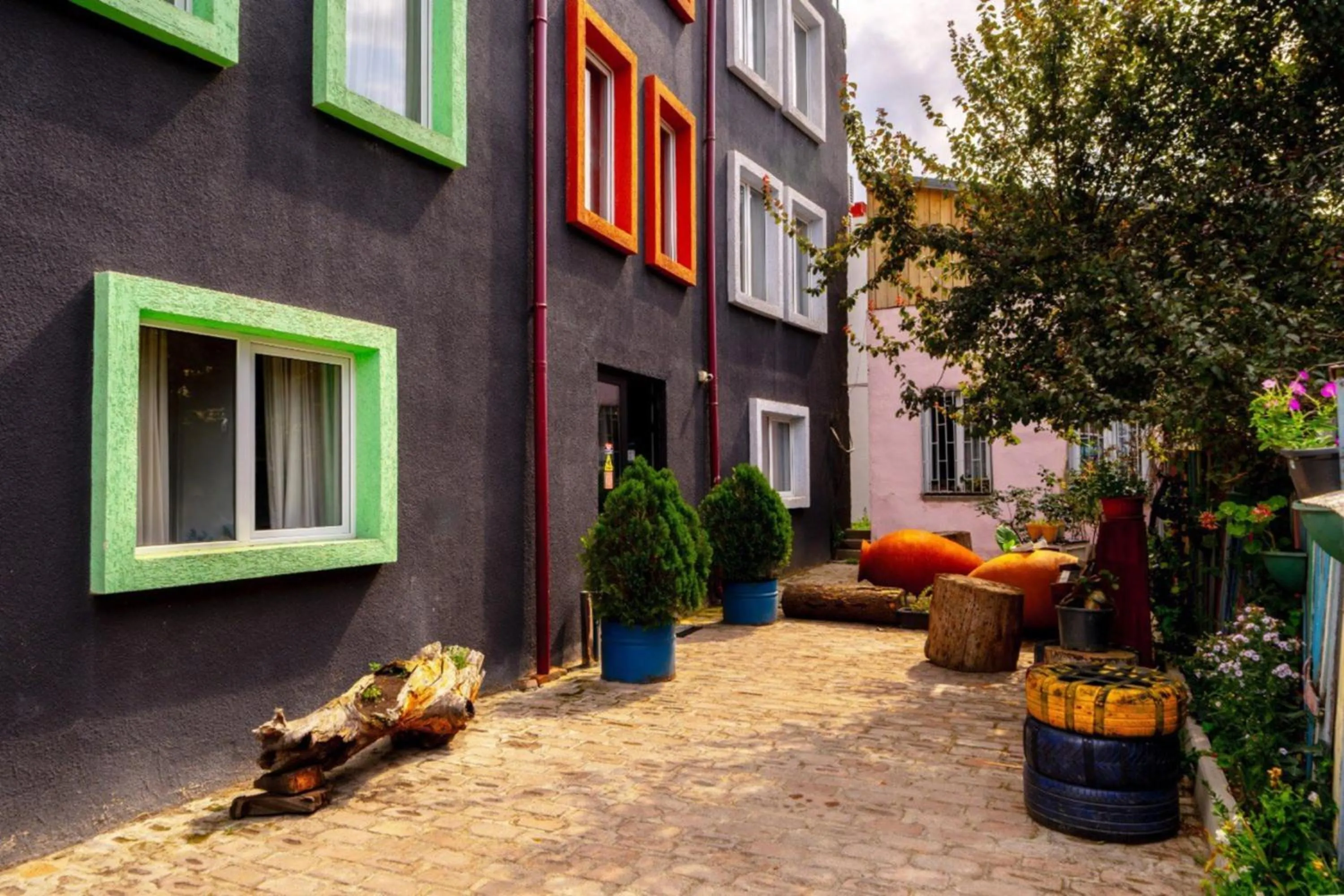 Spring in Hotel Tato & CoWorking space