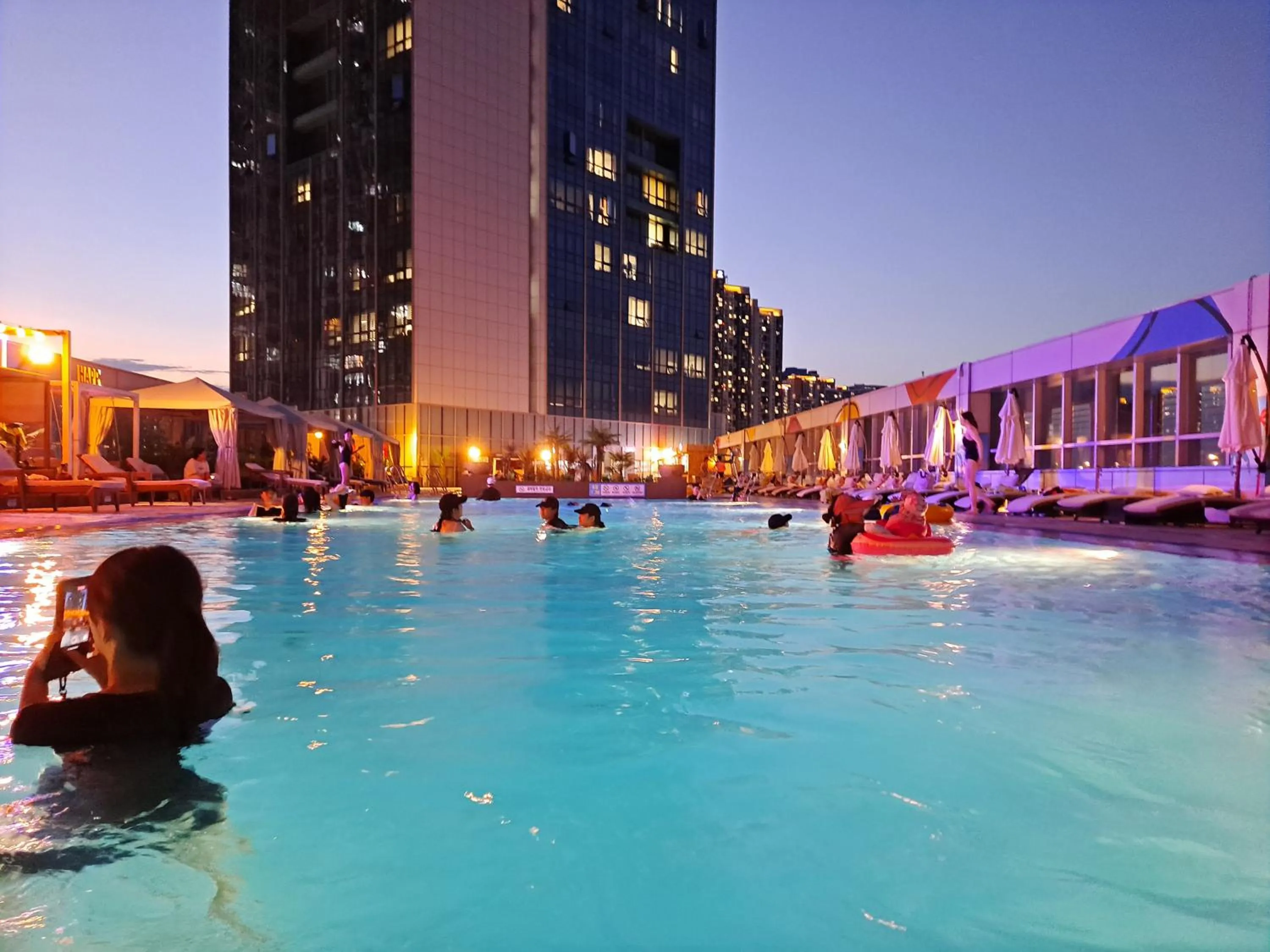 Songdo Halla Westernpark-SeaViewRoom Hotel-바다전망