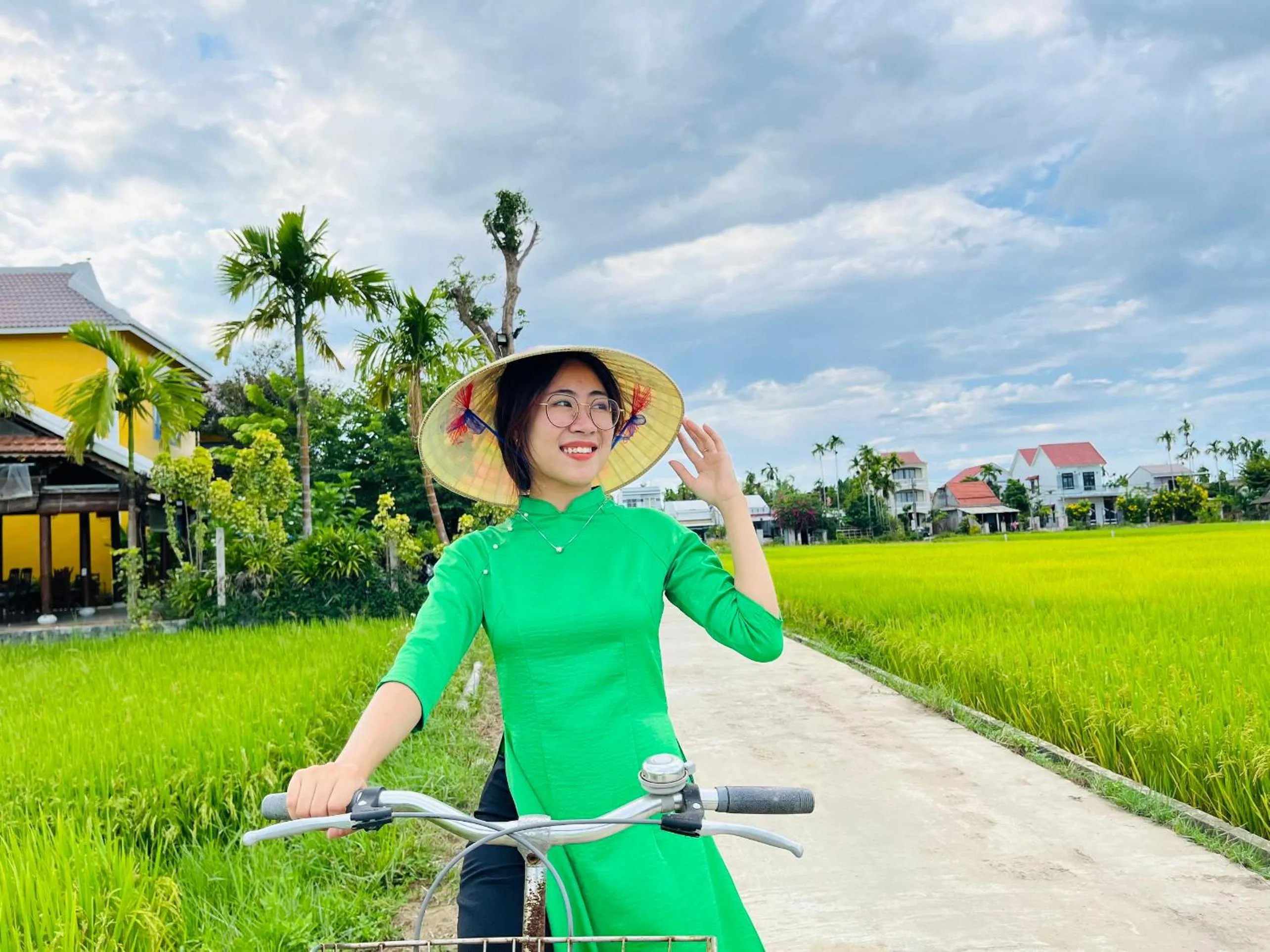 People in Chez Mimosa Rice Field Retreat