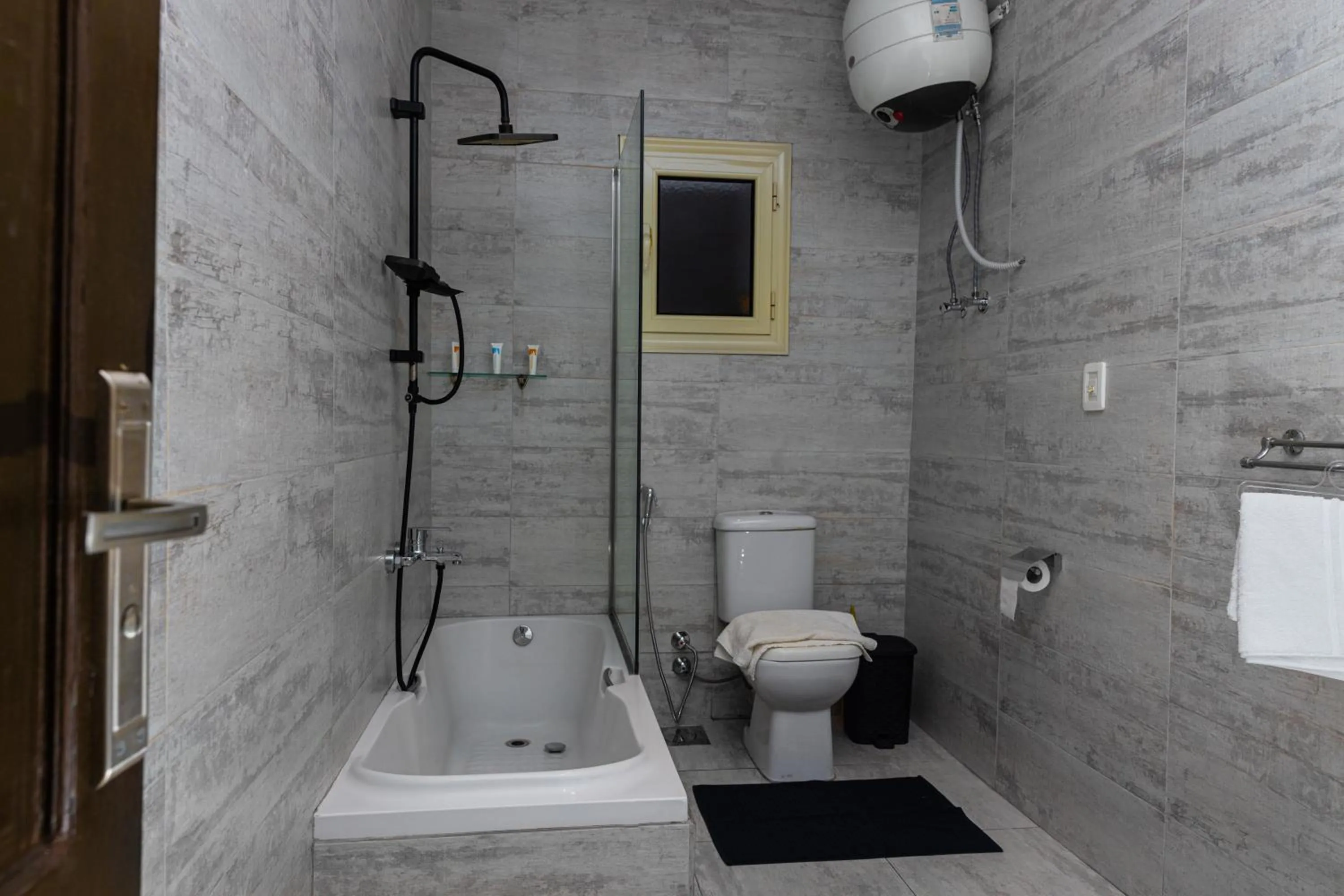 Shower in Pyramids Land Hotel