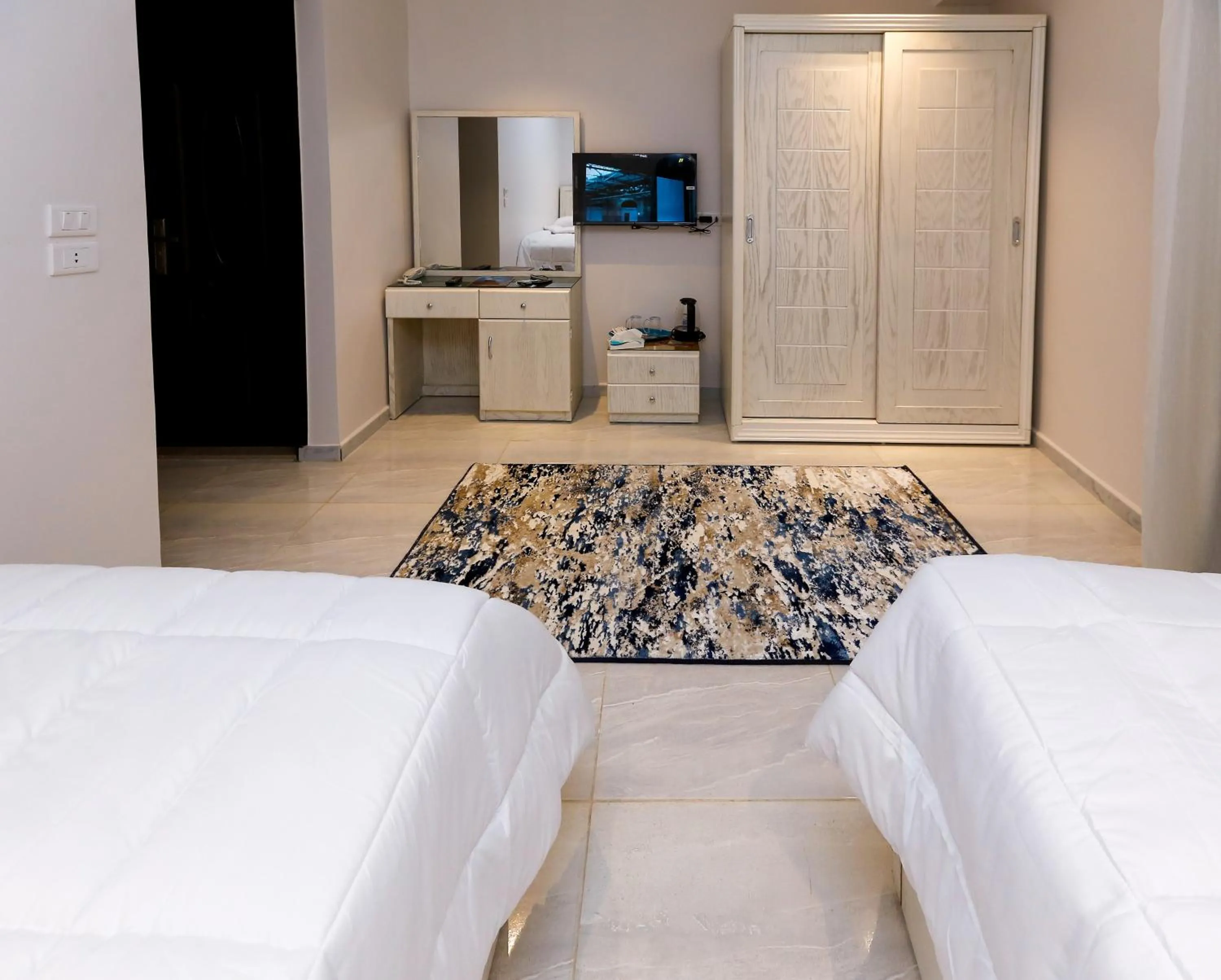 Bedroom, Bed in Pyramids Land Hotel