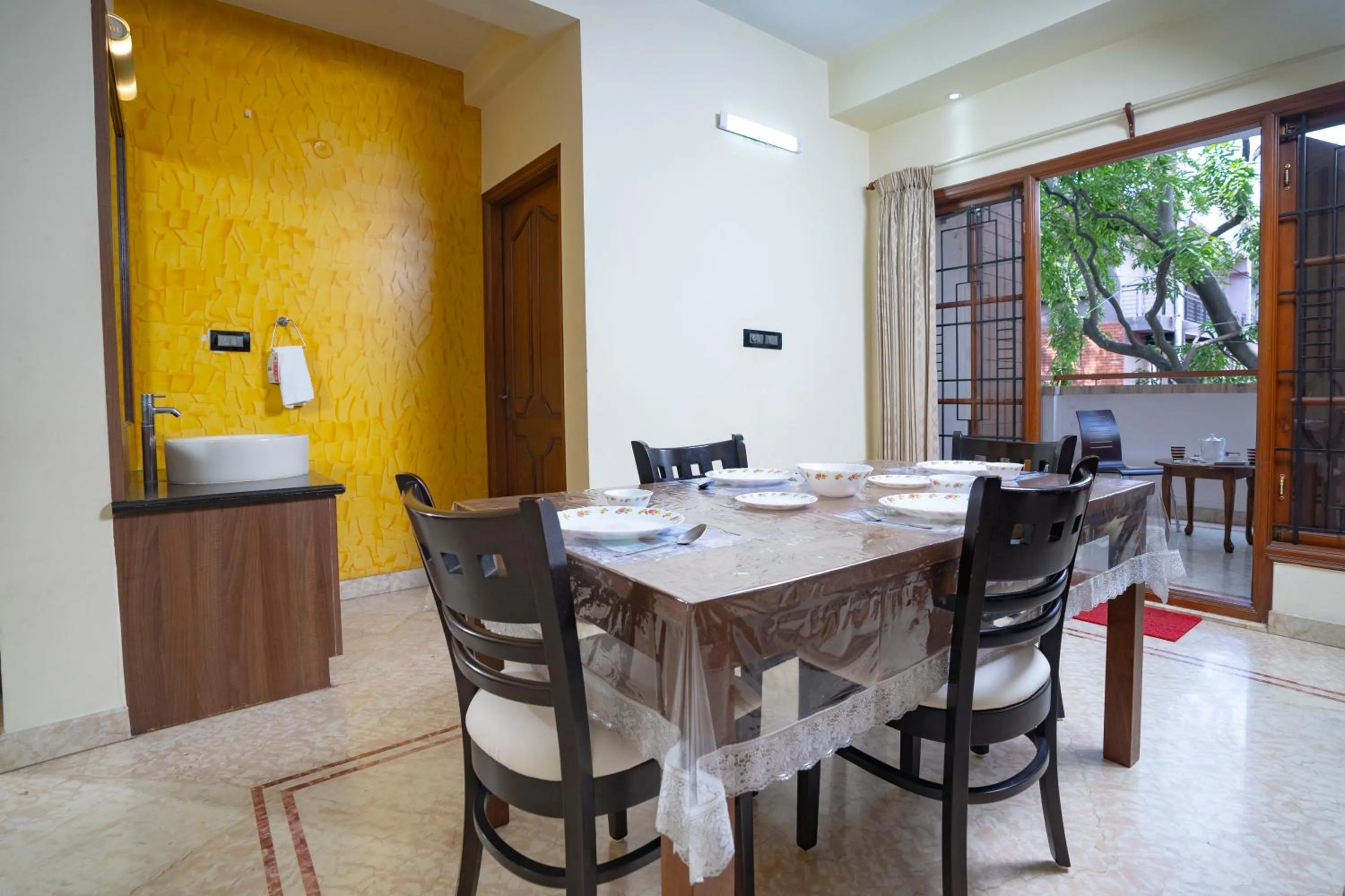 Dining area in SS Mystic Apartotel