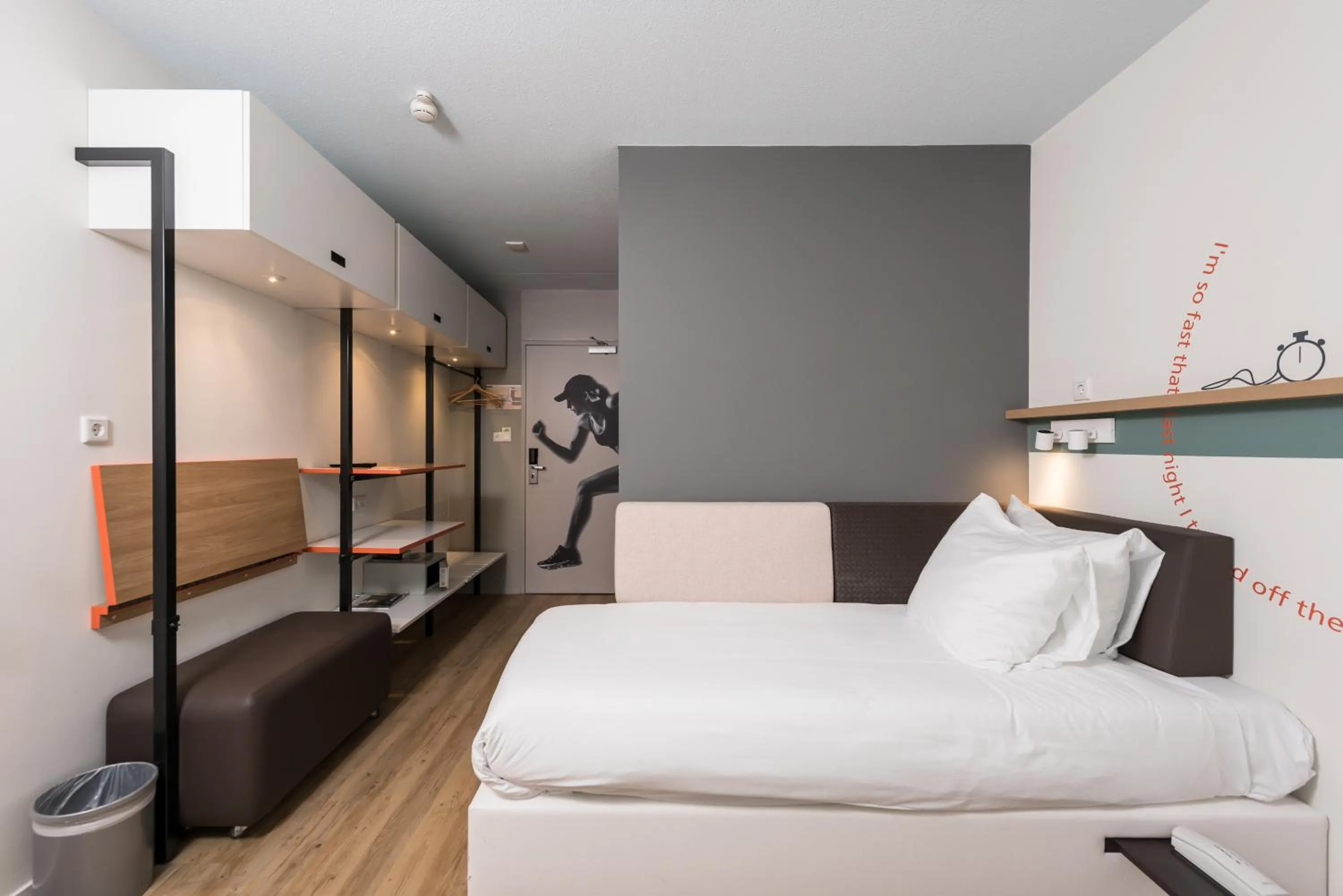 Photo of the whole room, Bed in Hotel Papendal