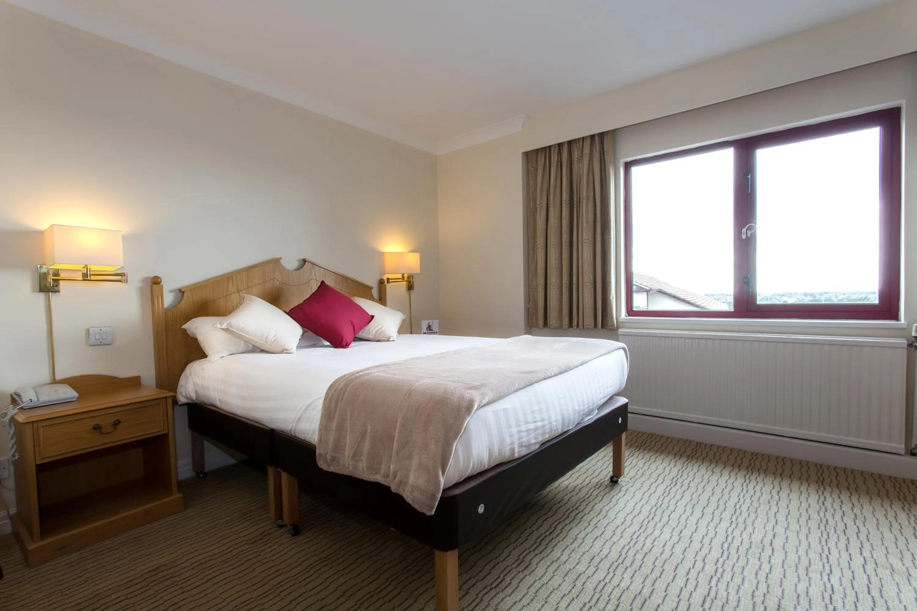 Bed in Britannia Hotel Leeds