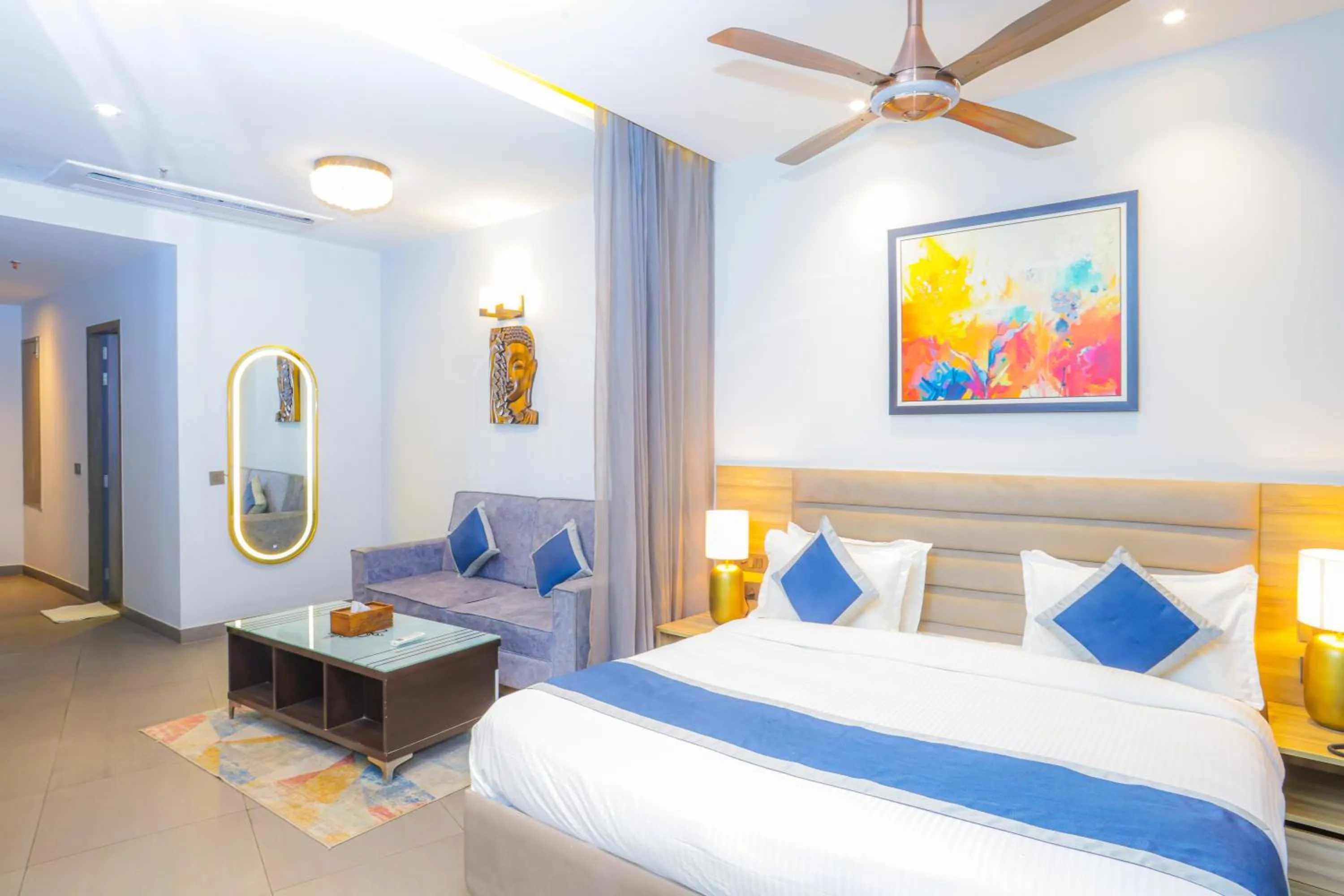 Bedroom, Bed in Hotel Livbox at Supernova