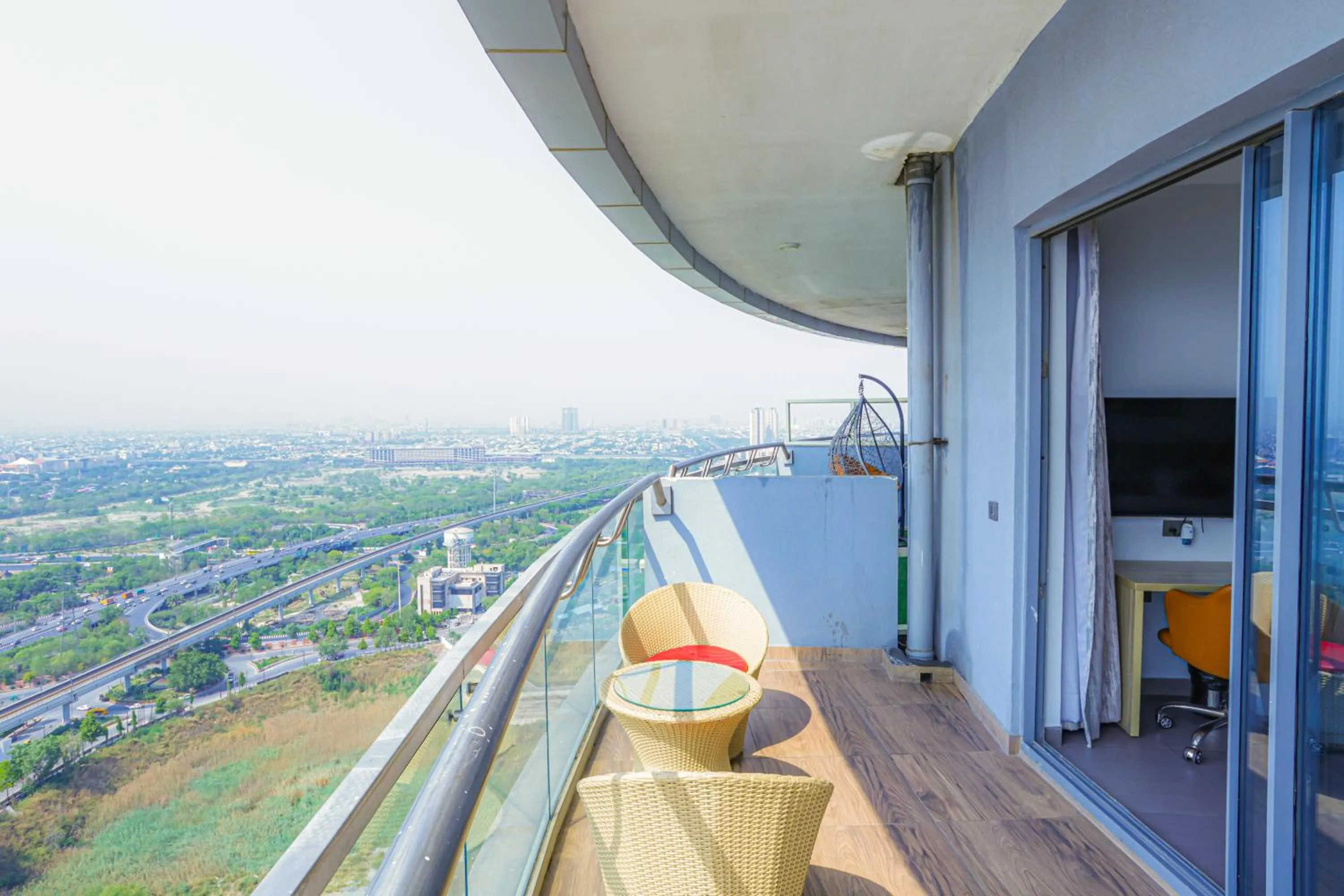 Balcony/Terrace in Hotel Livbox at Supernova