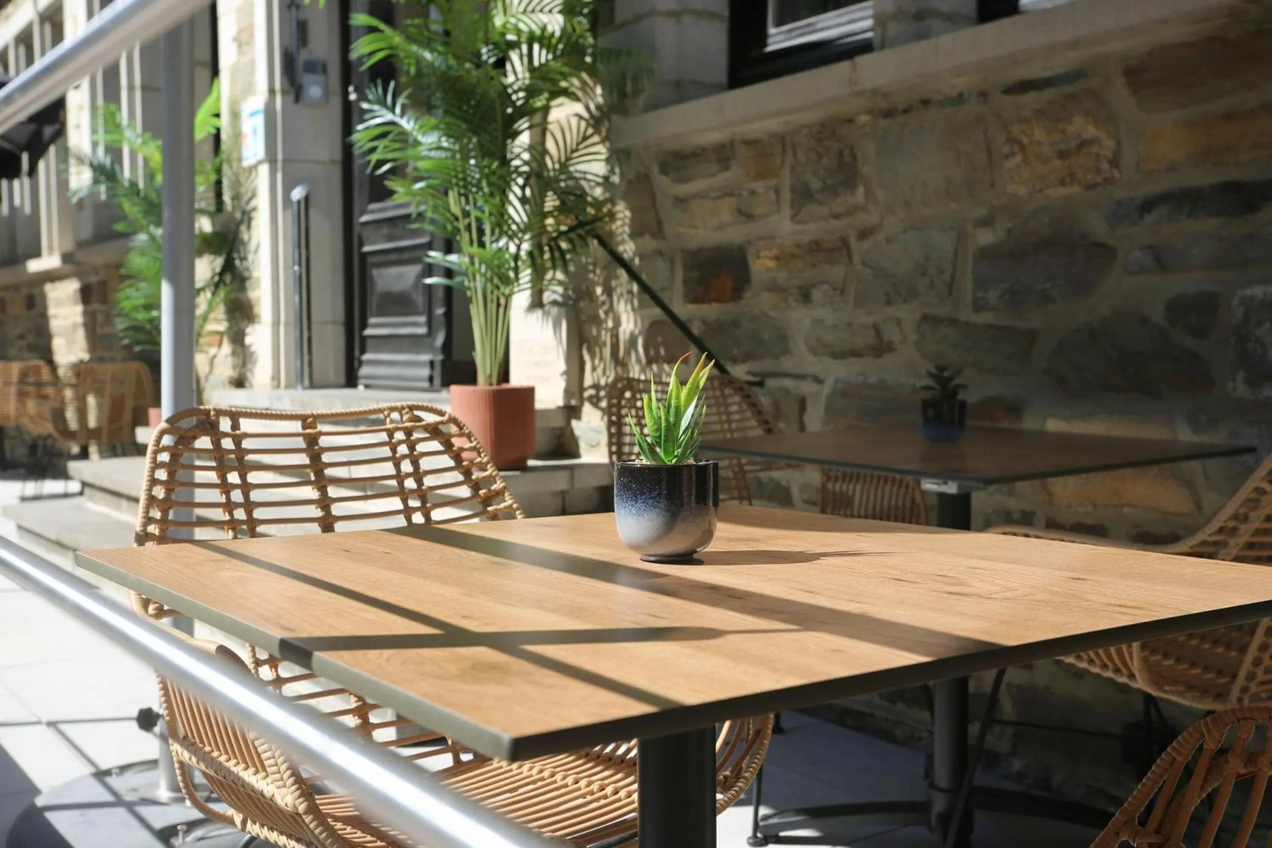 Patio in Hotel L'ermitage