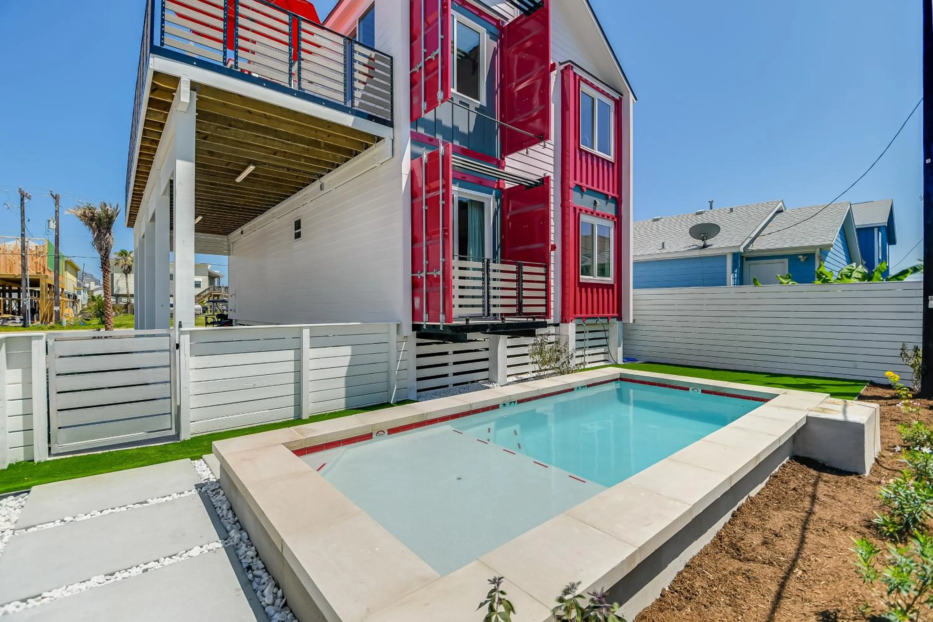 Other in Modern by the Sea Red ES1518