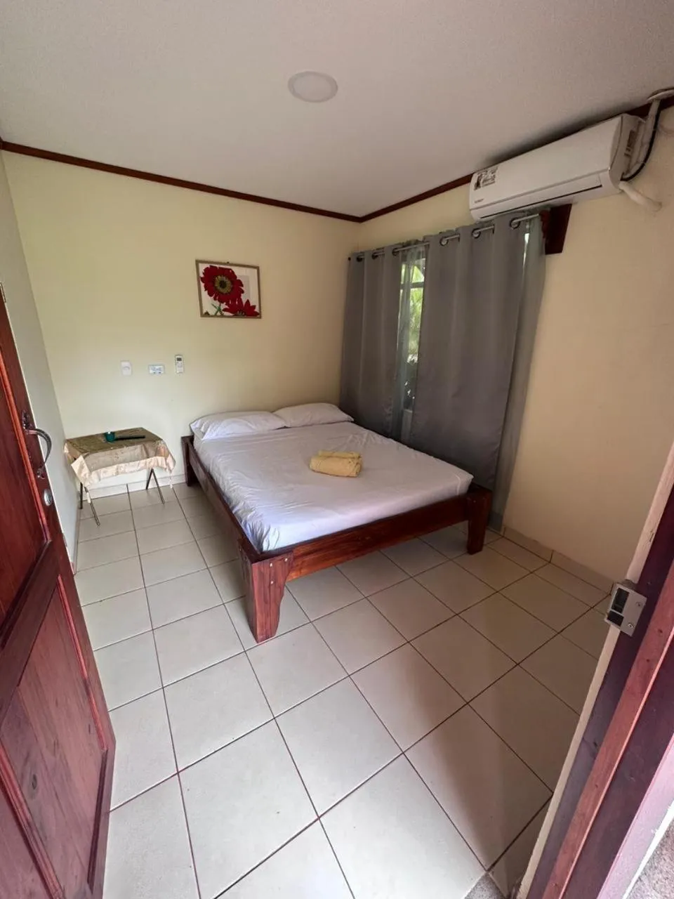 Bed in RIVER SIDE LODGE