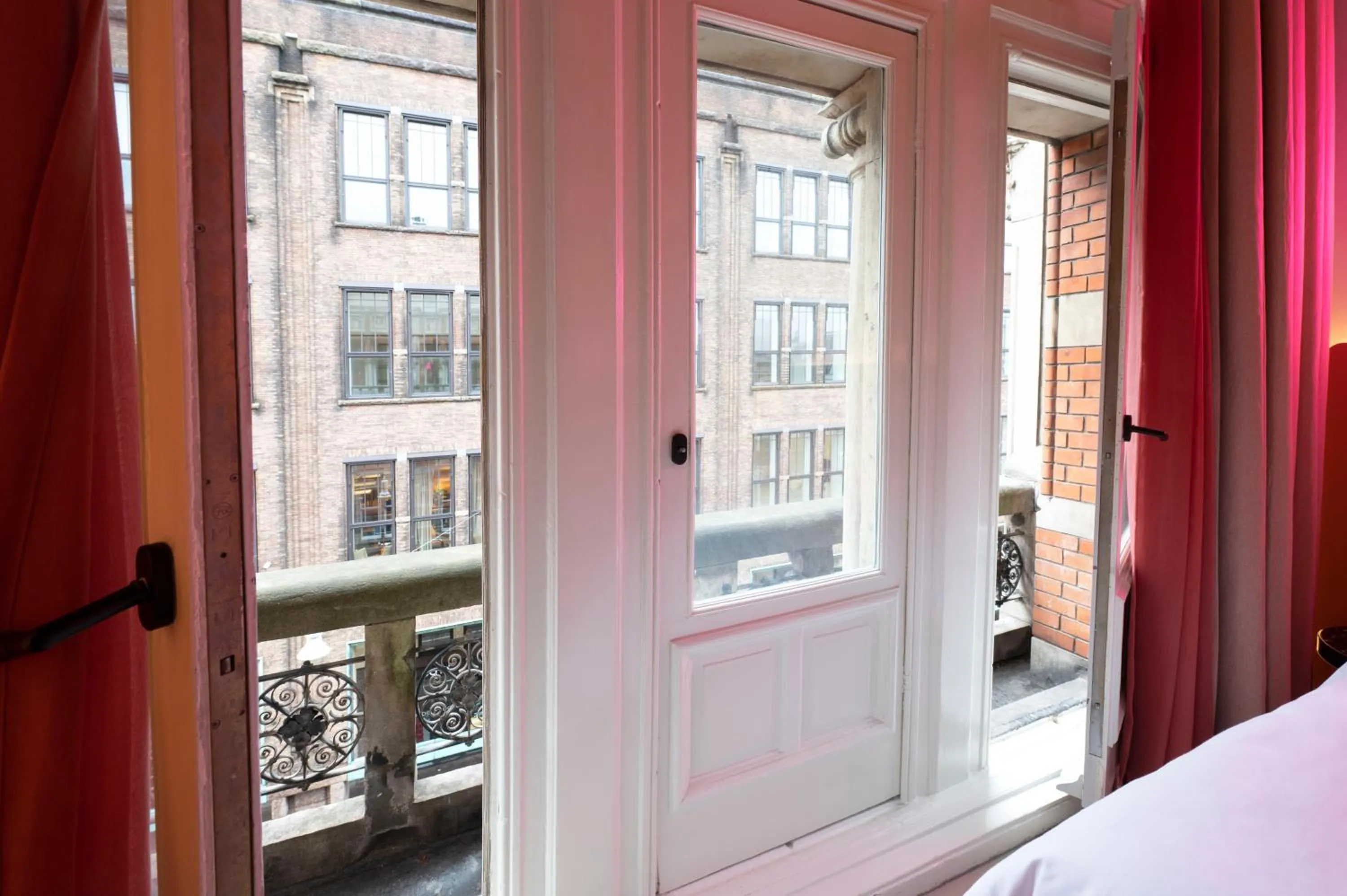 Balcony/Terrace in City Hotel Rembrandt Square - Just renovated