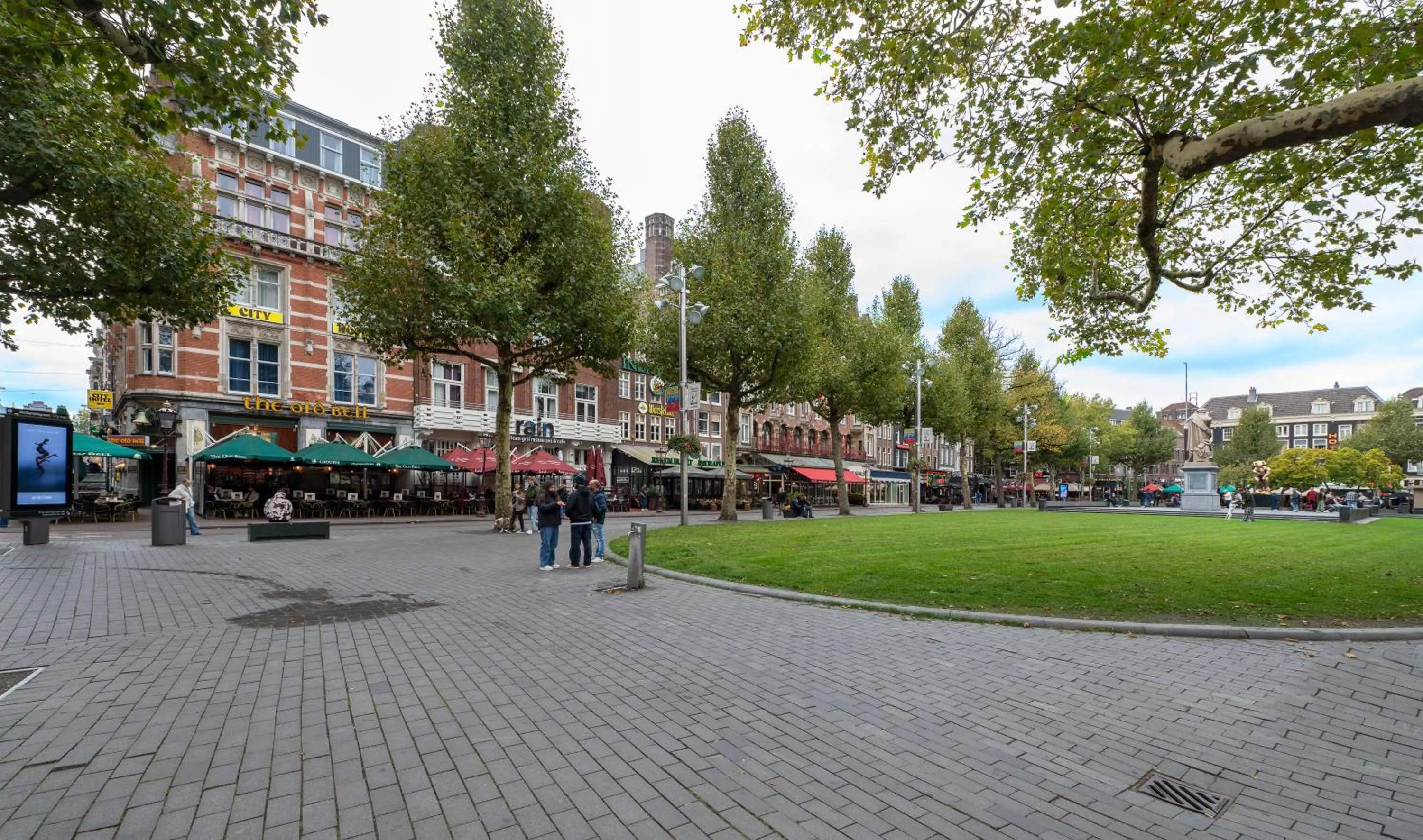 Property building in City Hotel Rembrandt Square - Just renovated