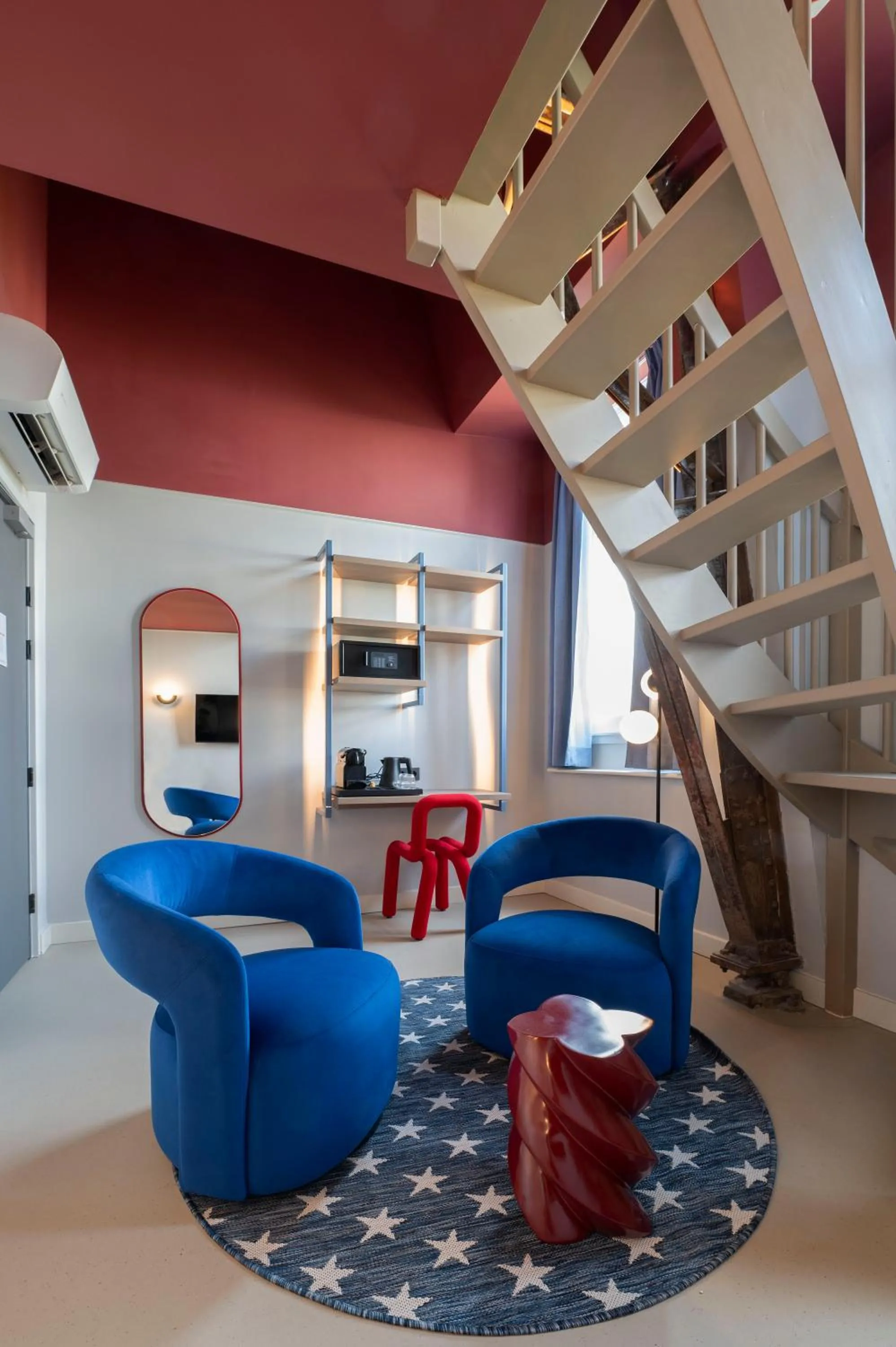 Living room in City Hotel Rembrandt Square - Just renovated