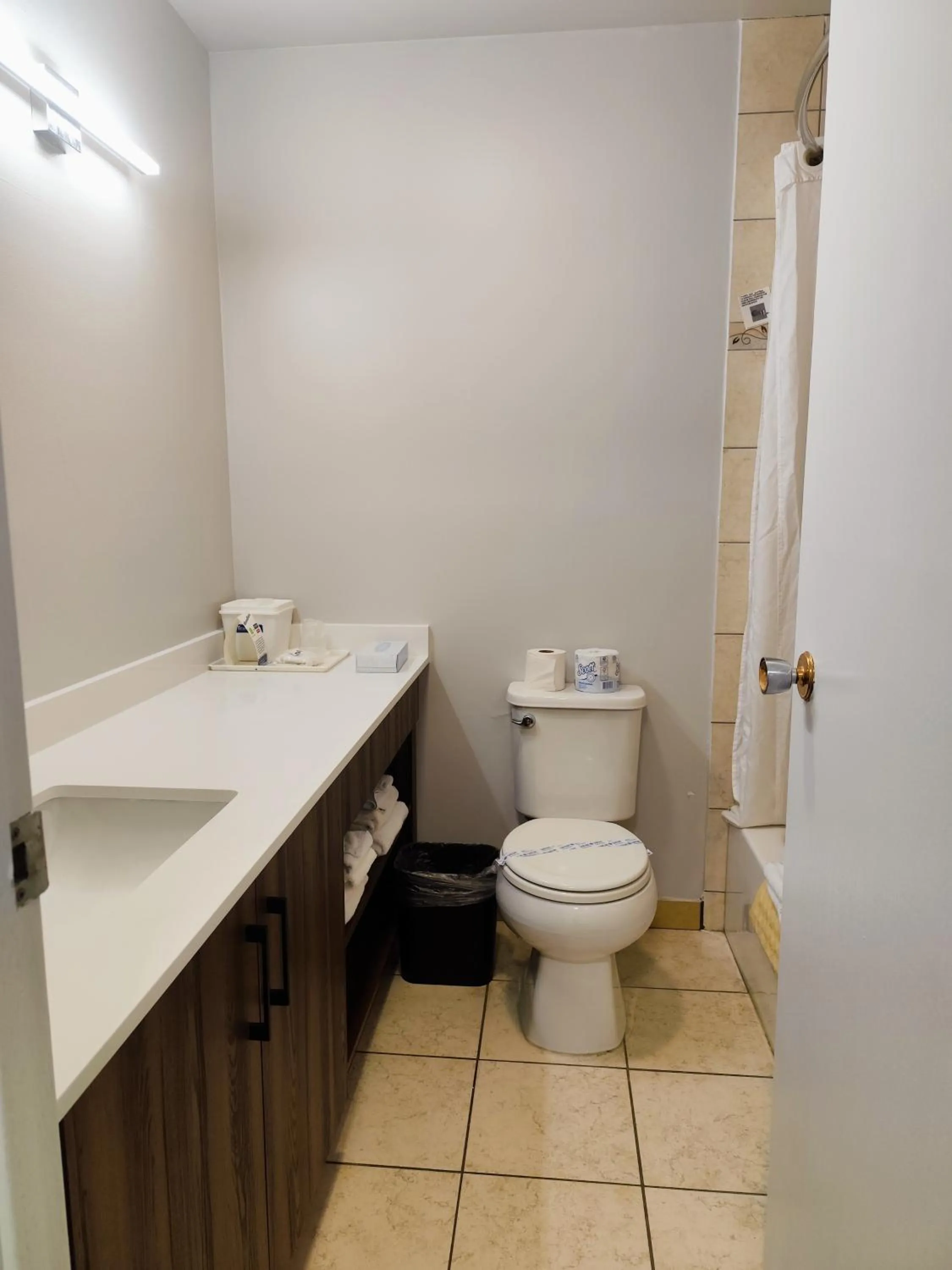 Travelodge by Wyndham Dawson Creek