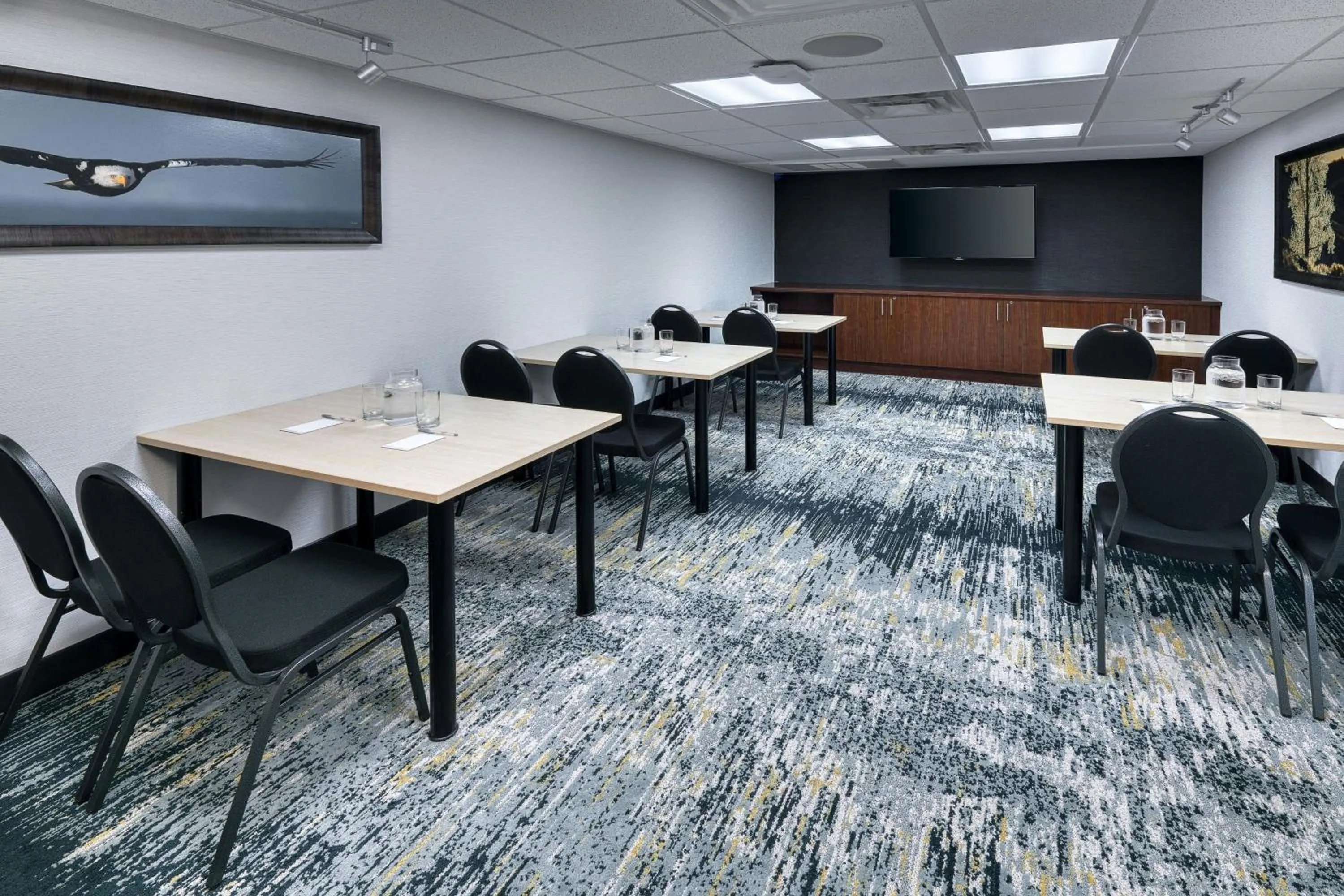 Meeting/conference room in TownePlace Suites by Marriott Red Deer