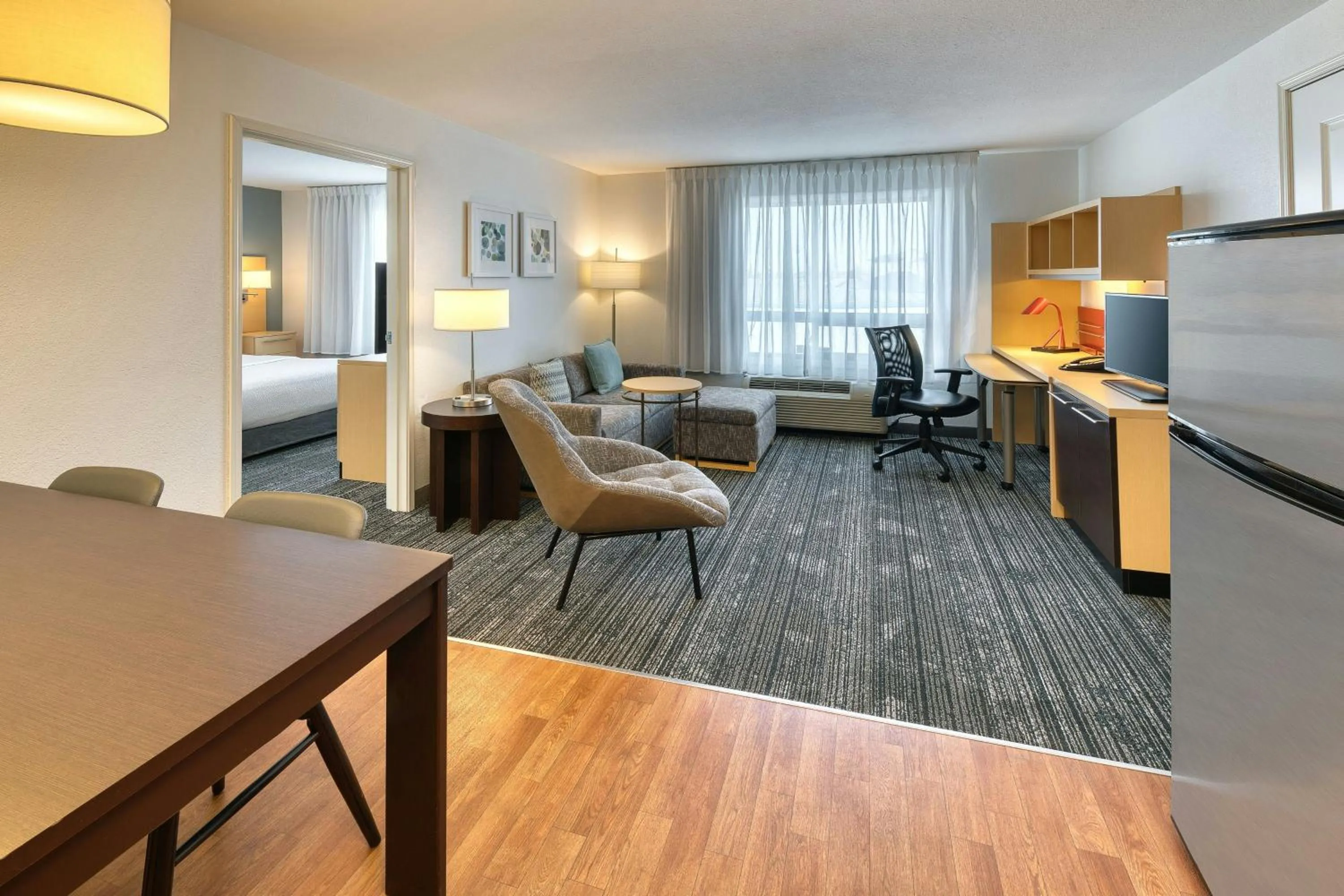 Living room in TownePlace Suites by Marriott Red Deer