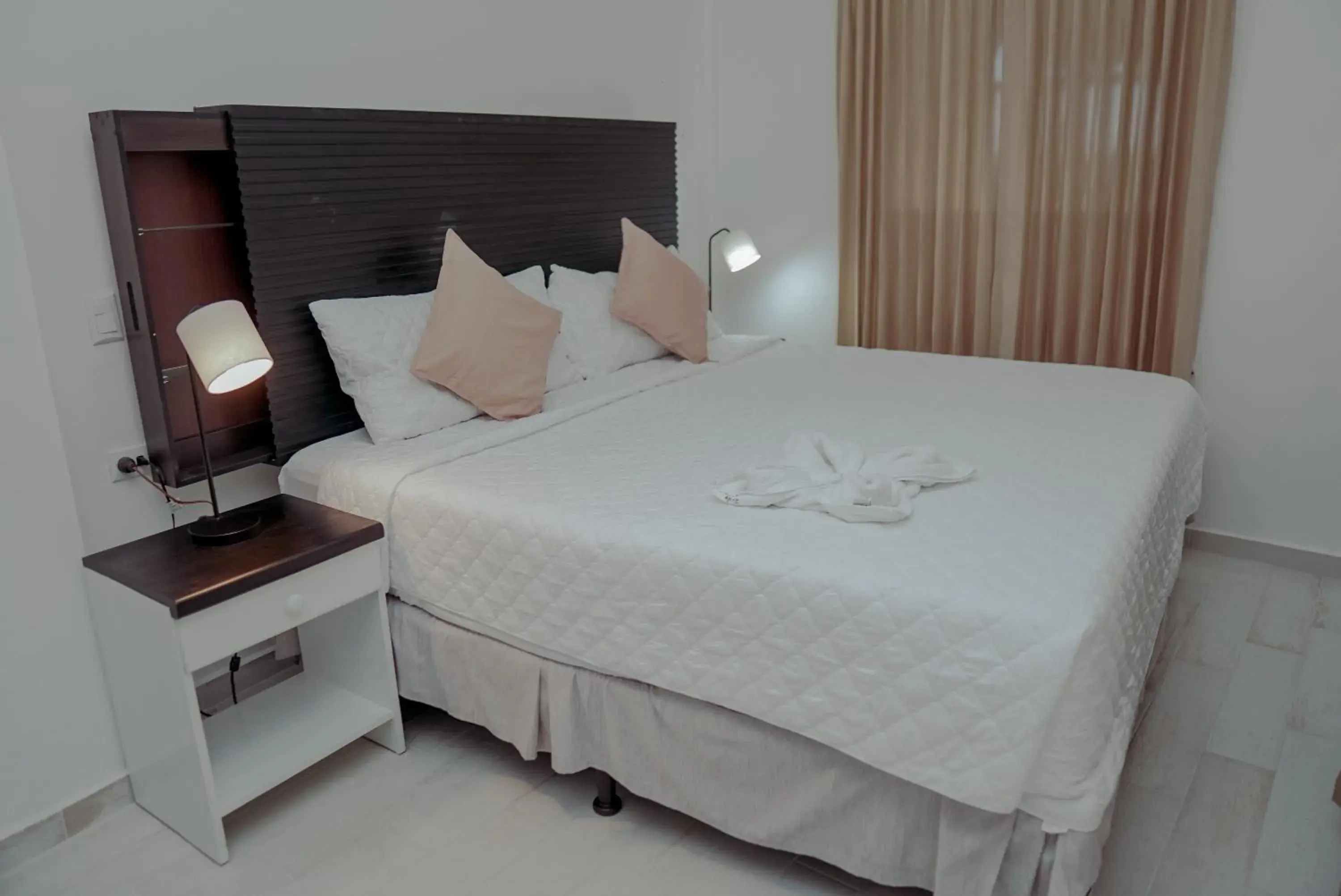 King Room in Hotel Villa del Lago King Room in Hotel Villa del Lago