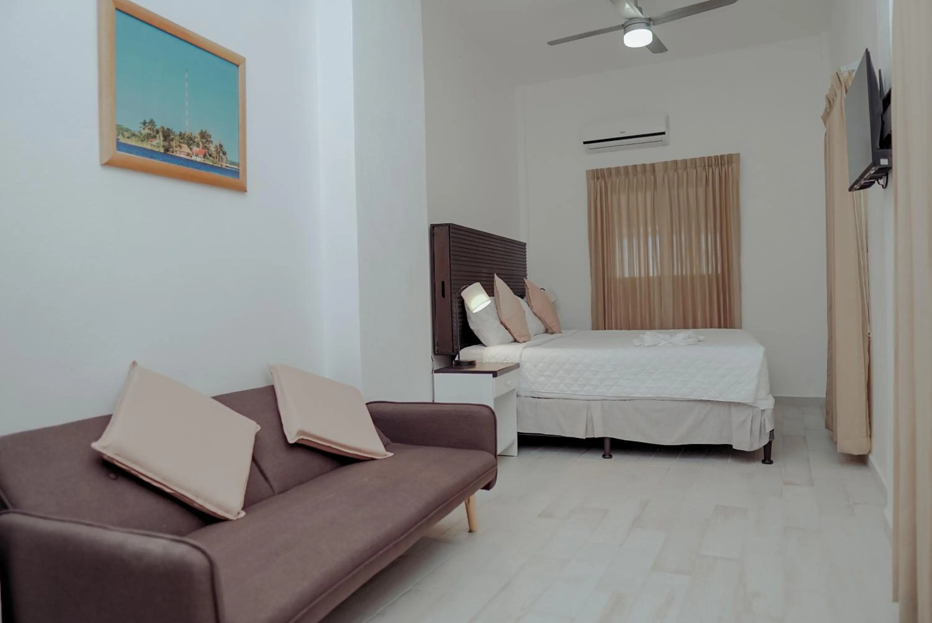 Bed in Hotel Villa del Lago