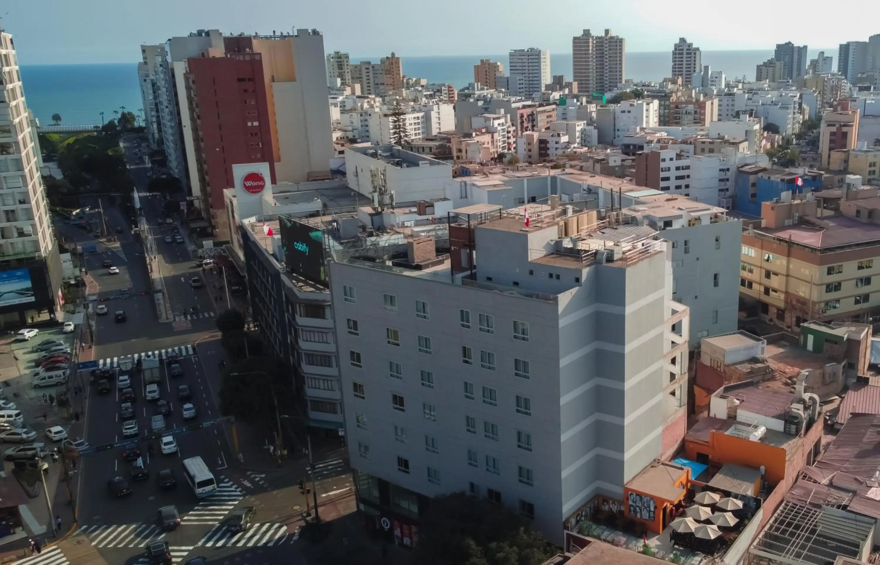 Property building in MIRAFLORES CITY HOTEL