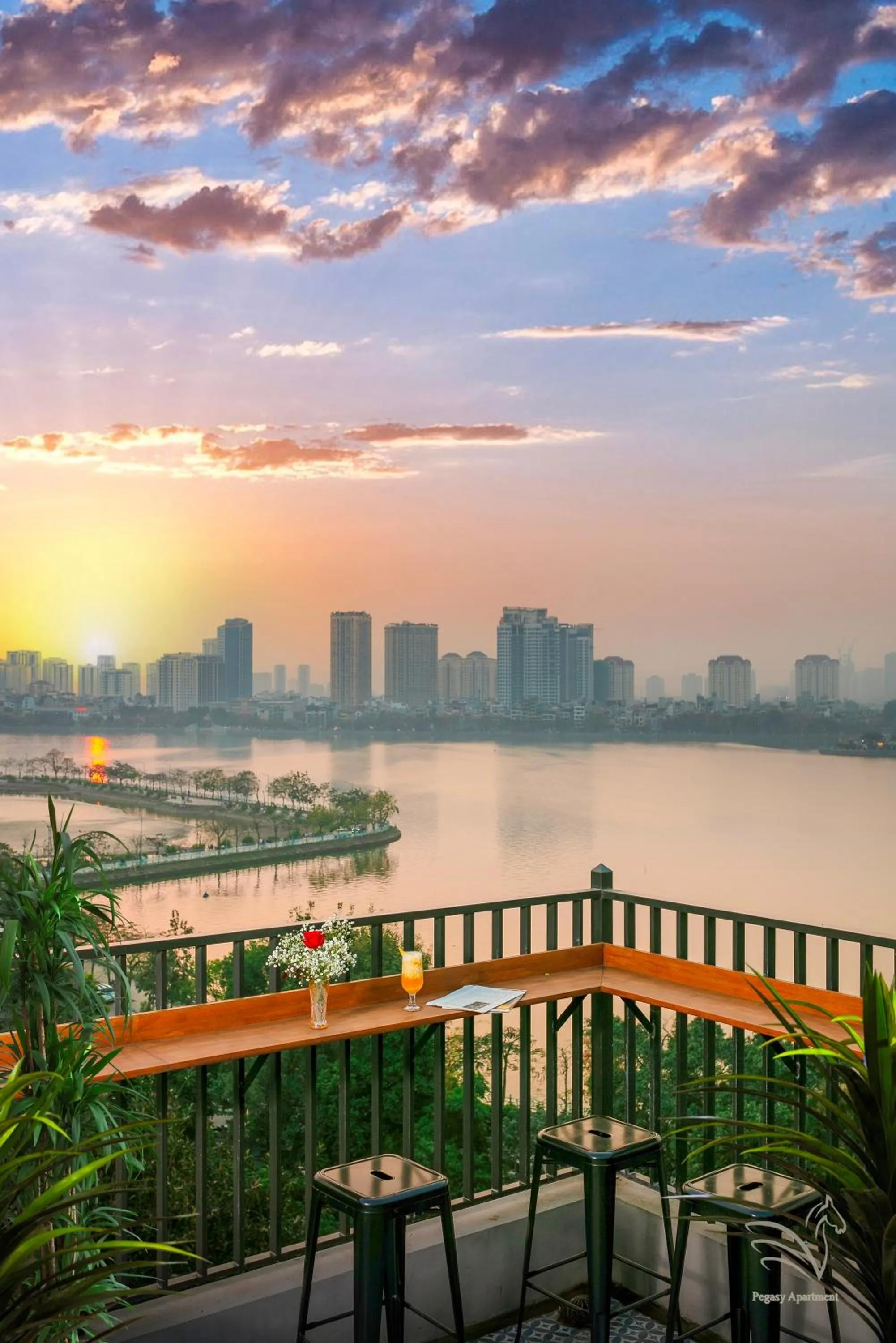 Restaurant/places to eat in Pegasy Apartments & Travel