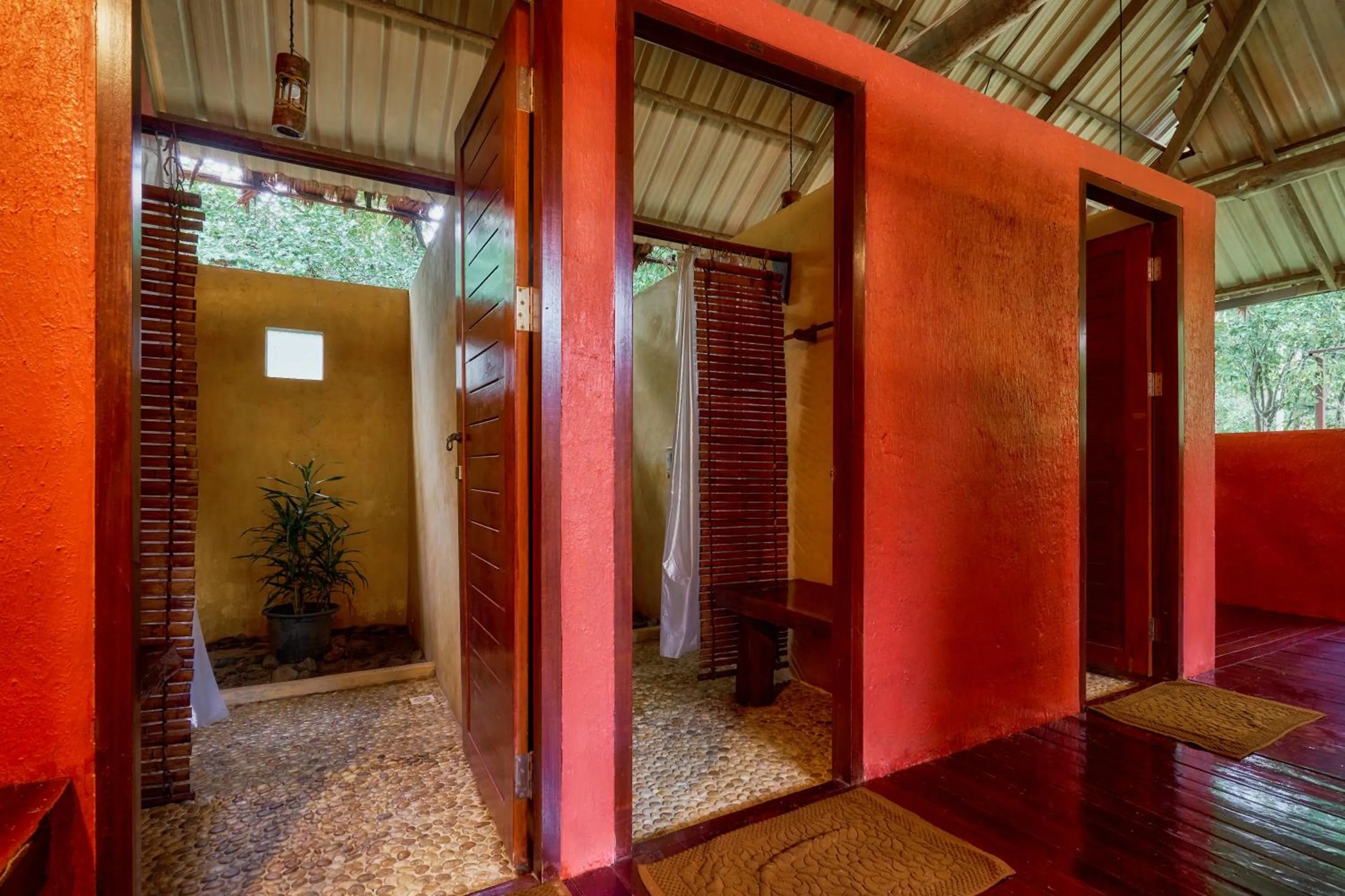 Bathroom in Sawasdee Lagoon Camping & Restaurant