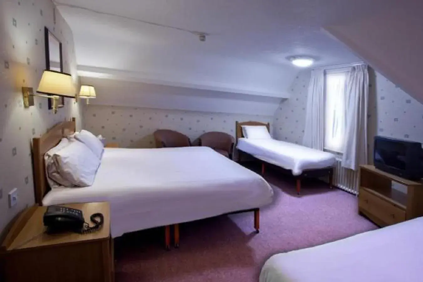 Family Studio in North Stafford Hotel Family Studio in North Stafford Hotel