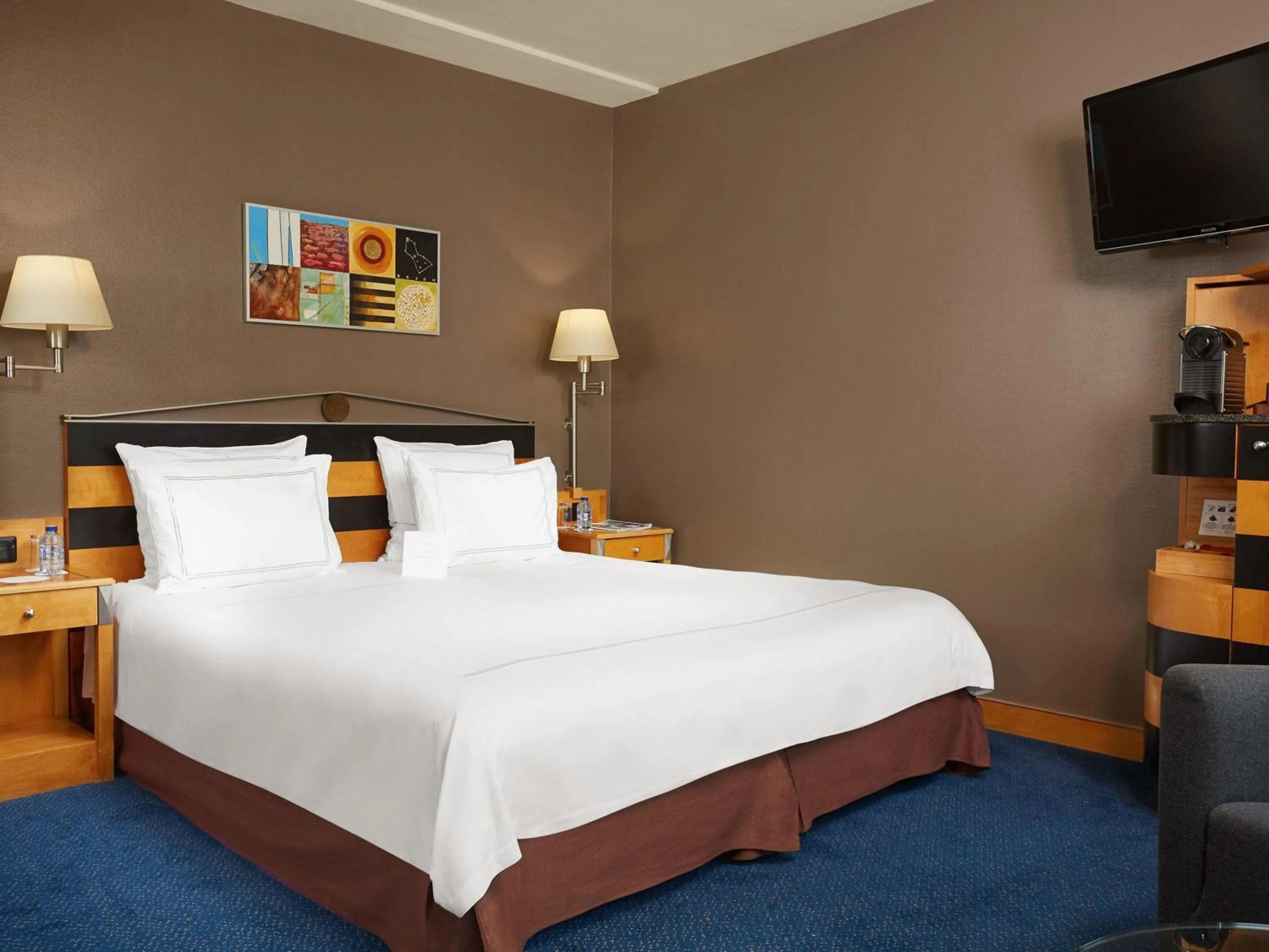 Bedroom, Bed in Swissôtel Amsterdam