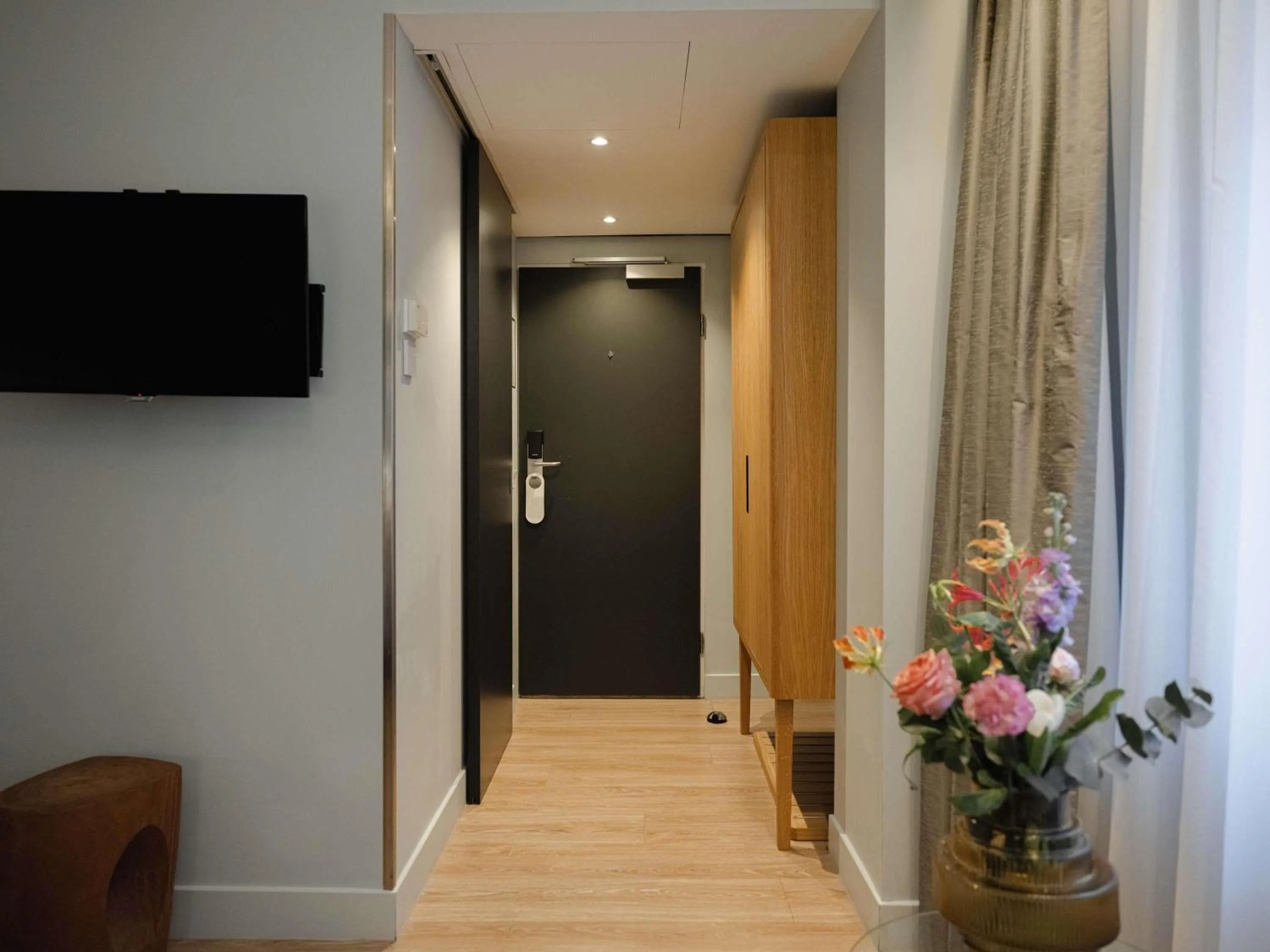 Bedroom in Swissôtel Amsterdam