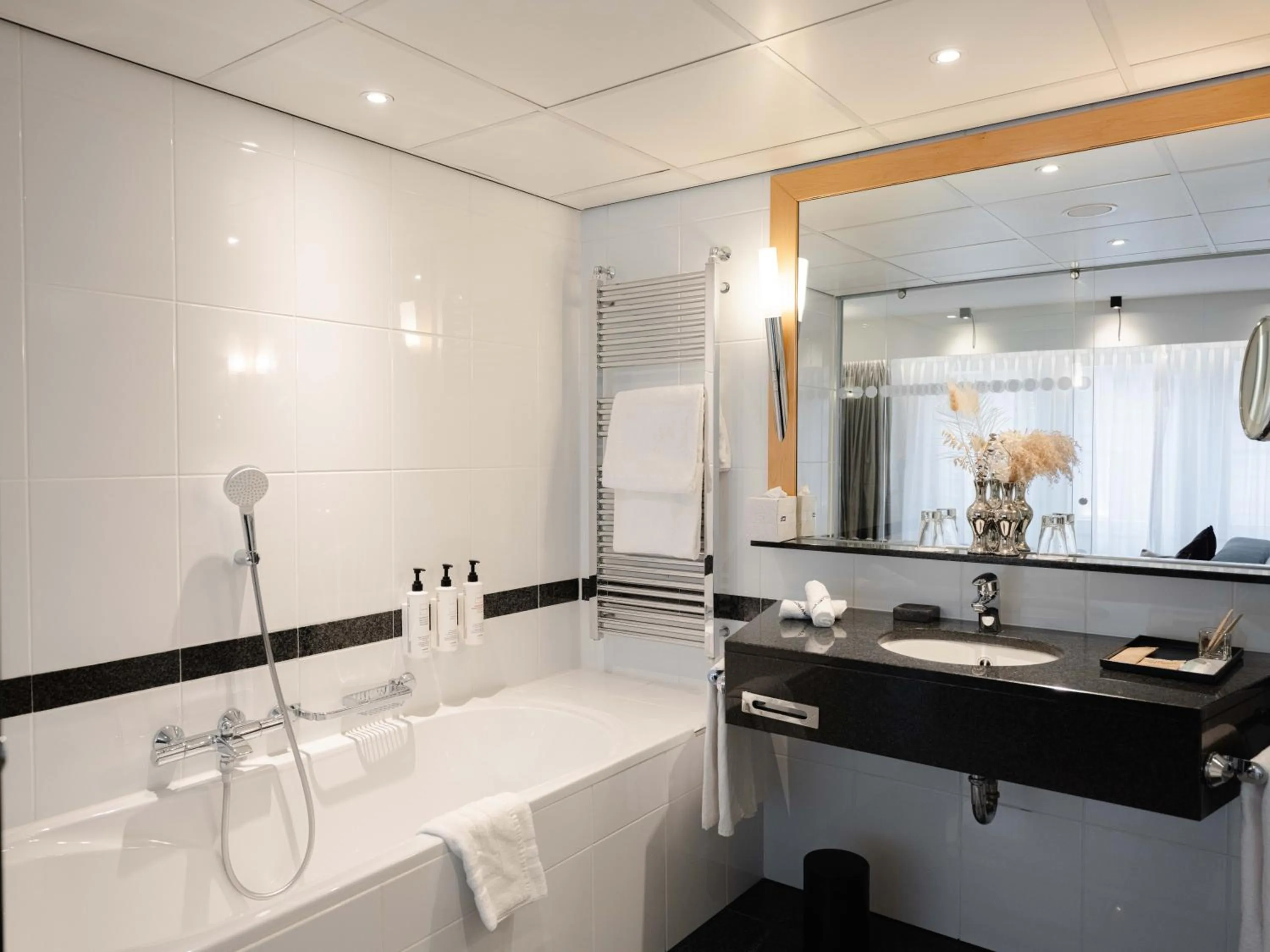 Bathroom in Swissôtel Amsterdam